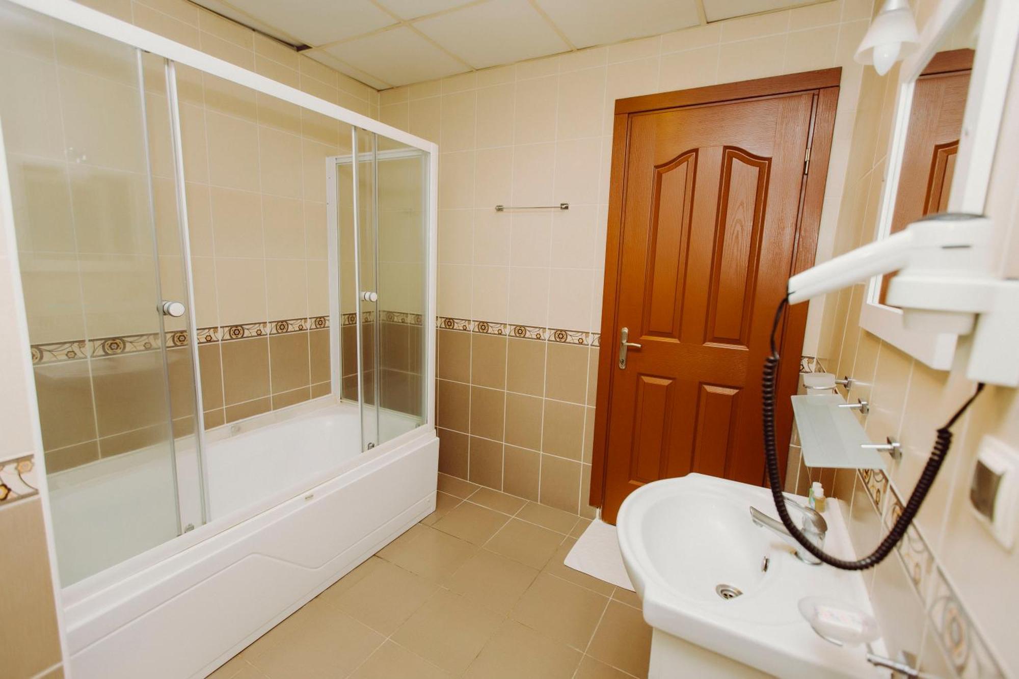 Ozalp Hotel