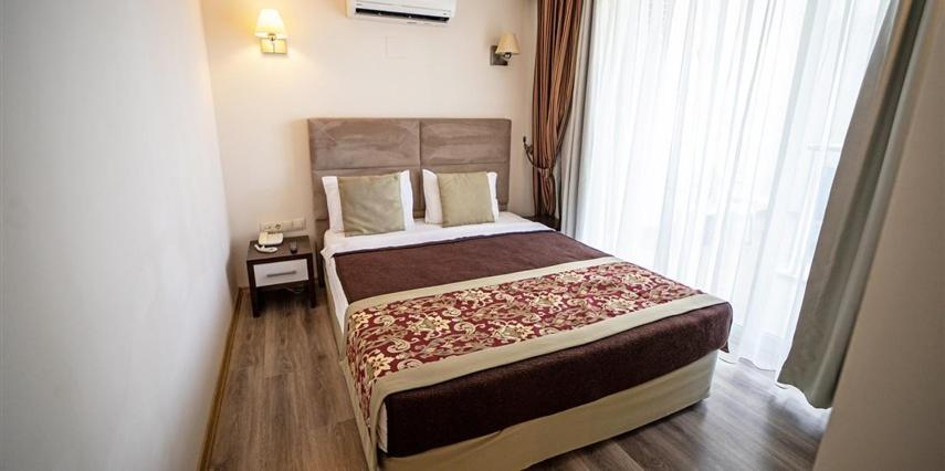 Hotel Risus Kusadasi