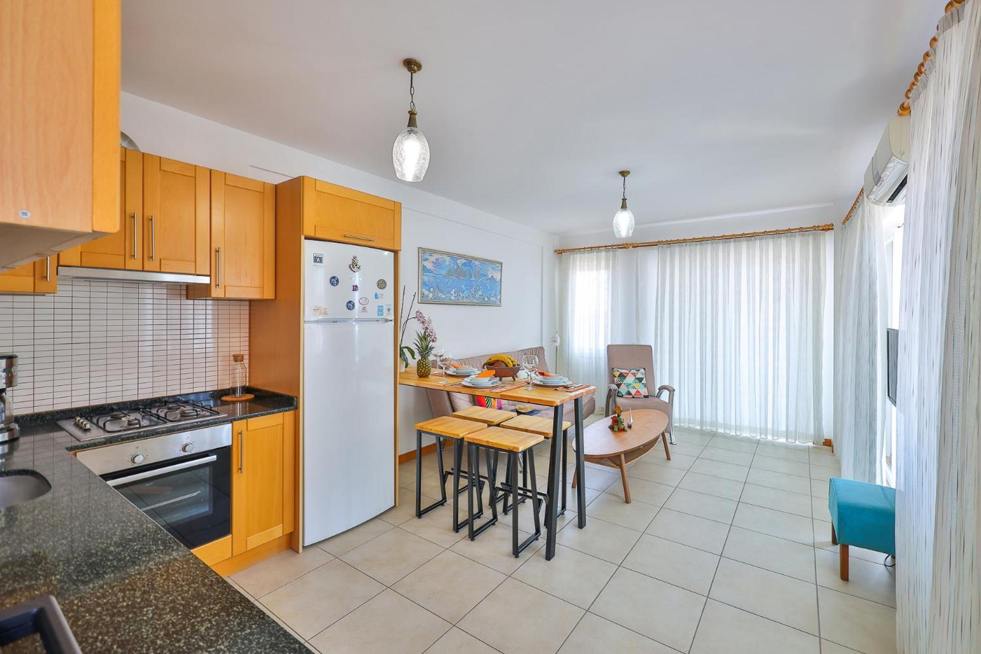 Apollo Apartment