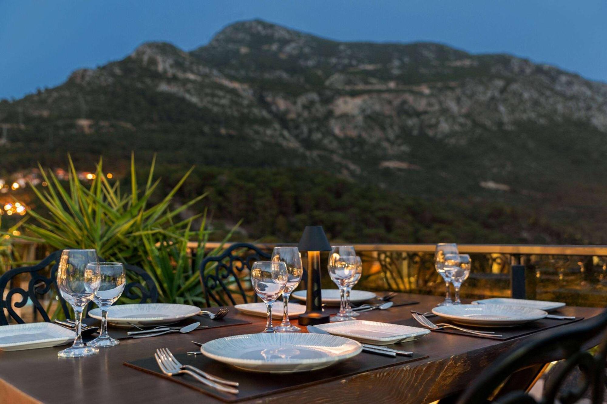 Hotel Ramada By Wyndham Fethiye Adult Only Oludeniz
