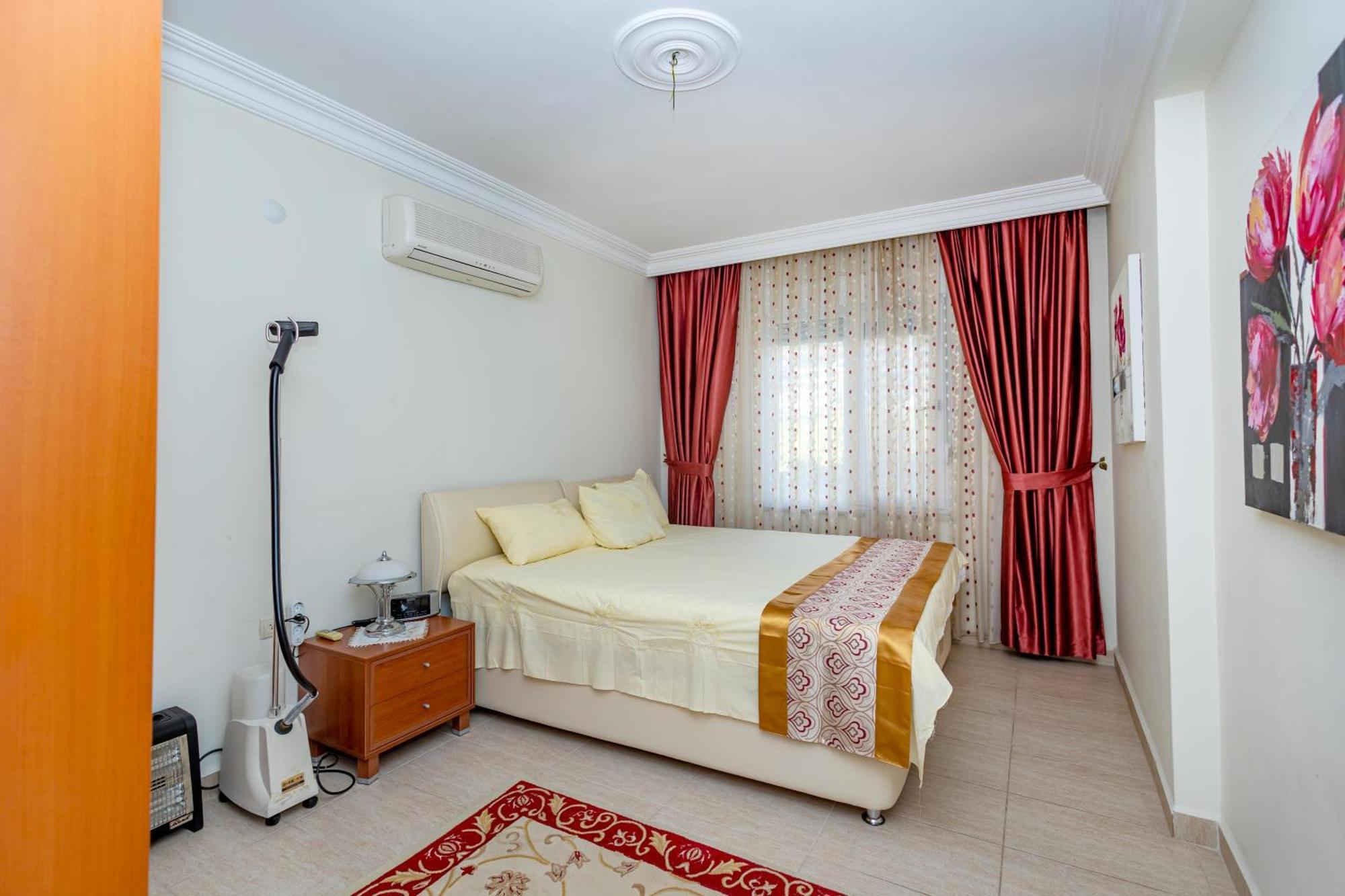 Center House - Double Or Whole