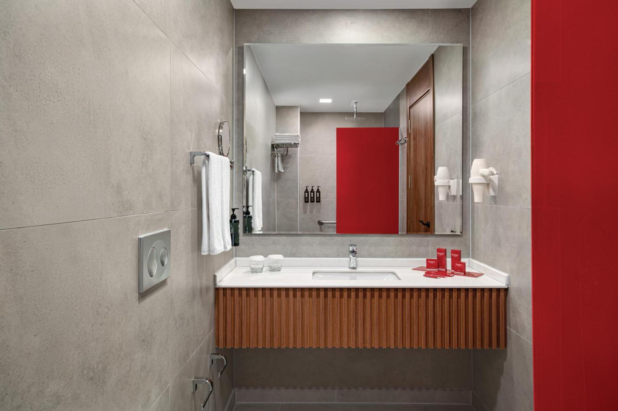 Ramada By Wyndham