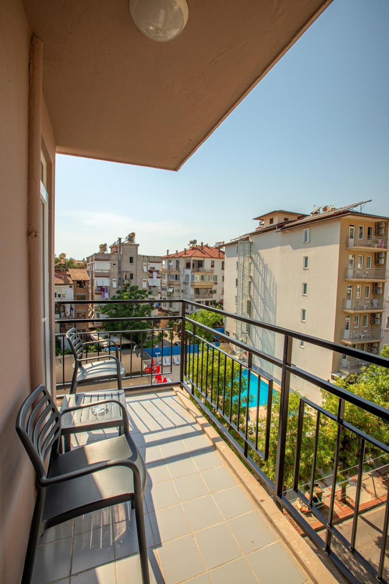 Perle Apart Hotel 3*