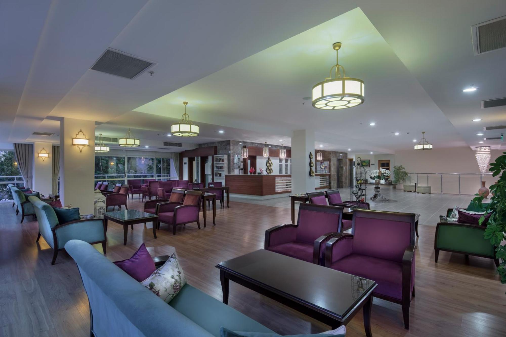 Trendy Adults Only 4* Side