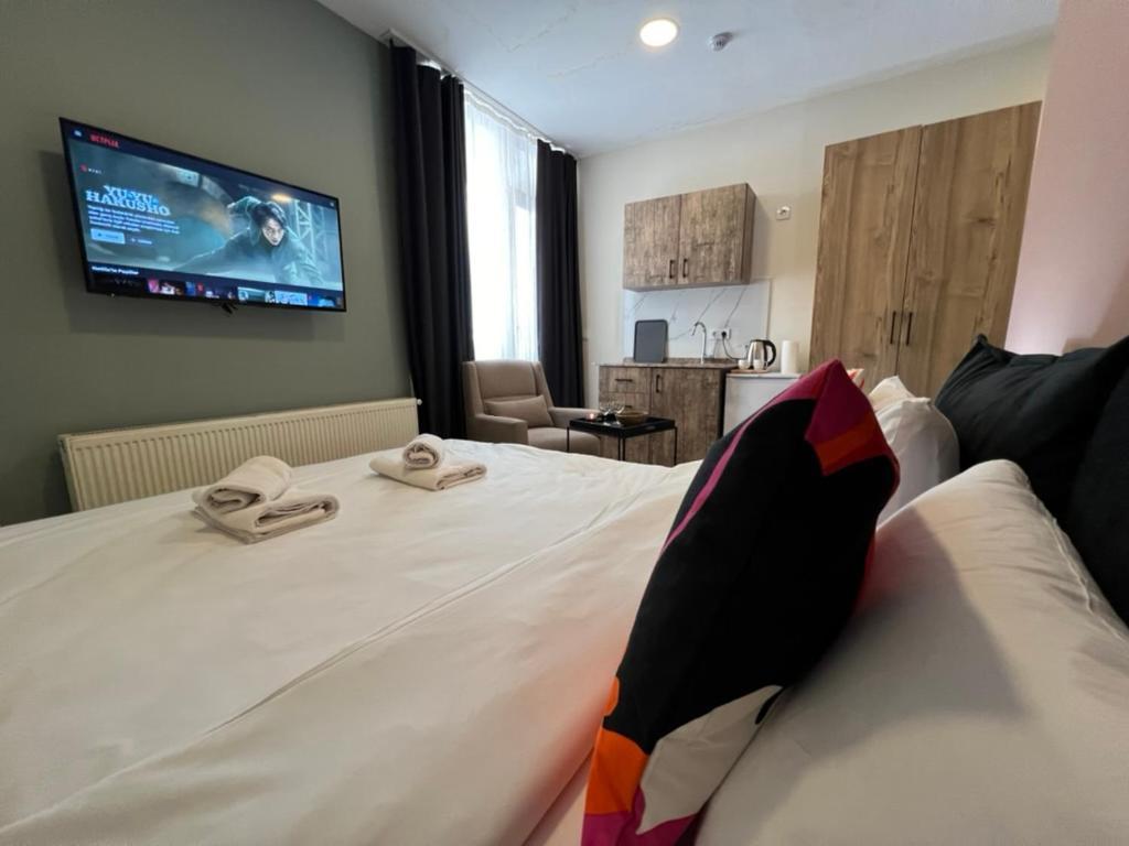 Roj Apartment