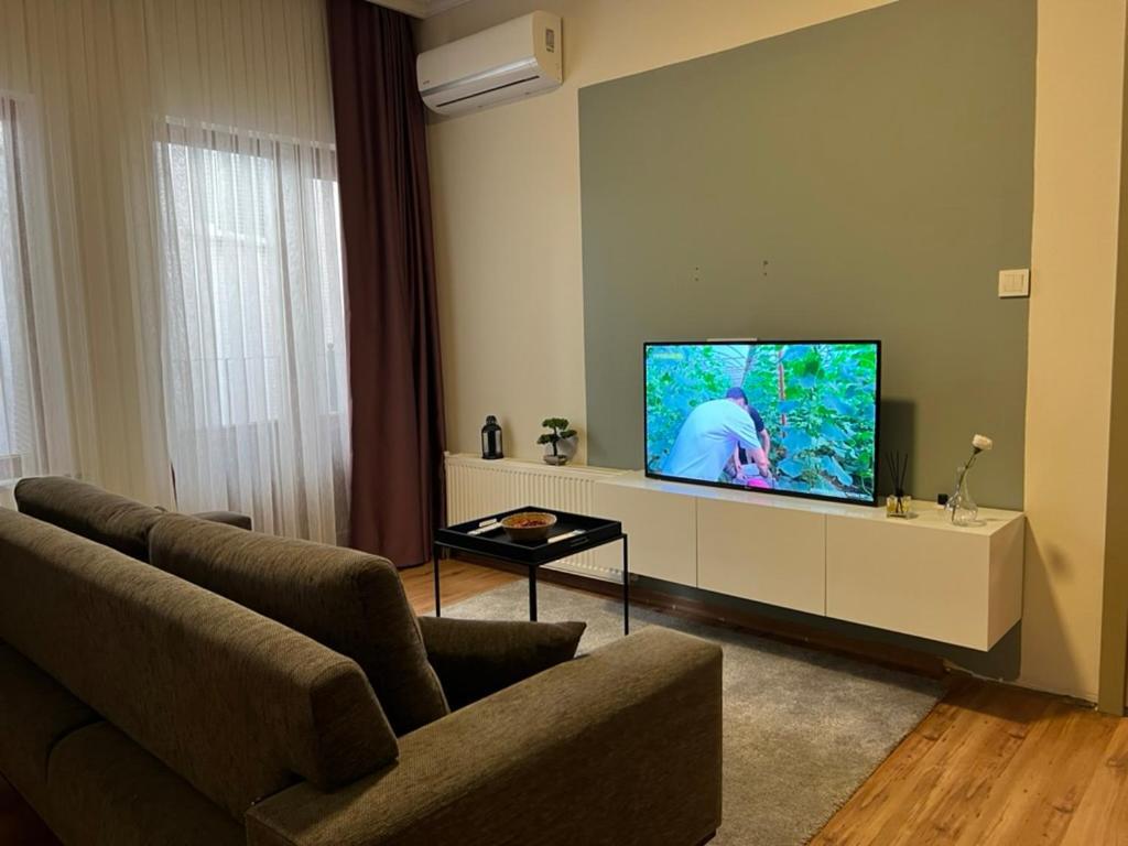 Roj Apartment Istanbul