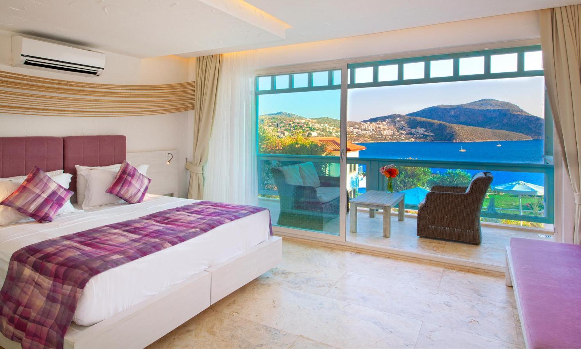 Asfiya Sea View Hotel *