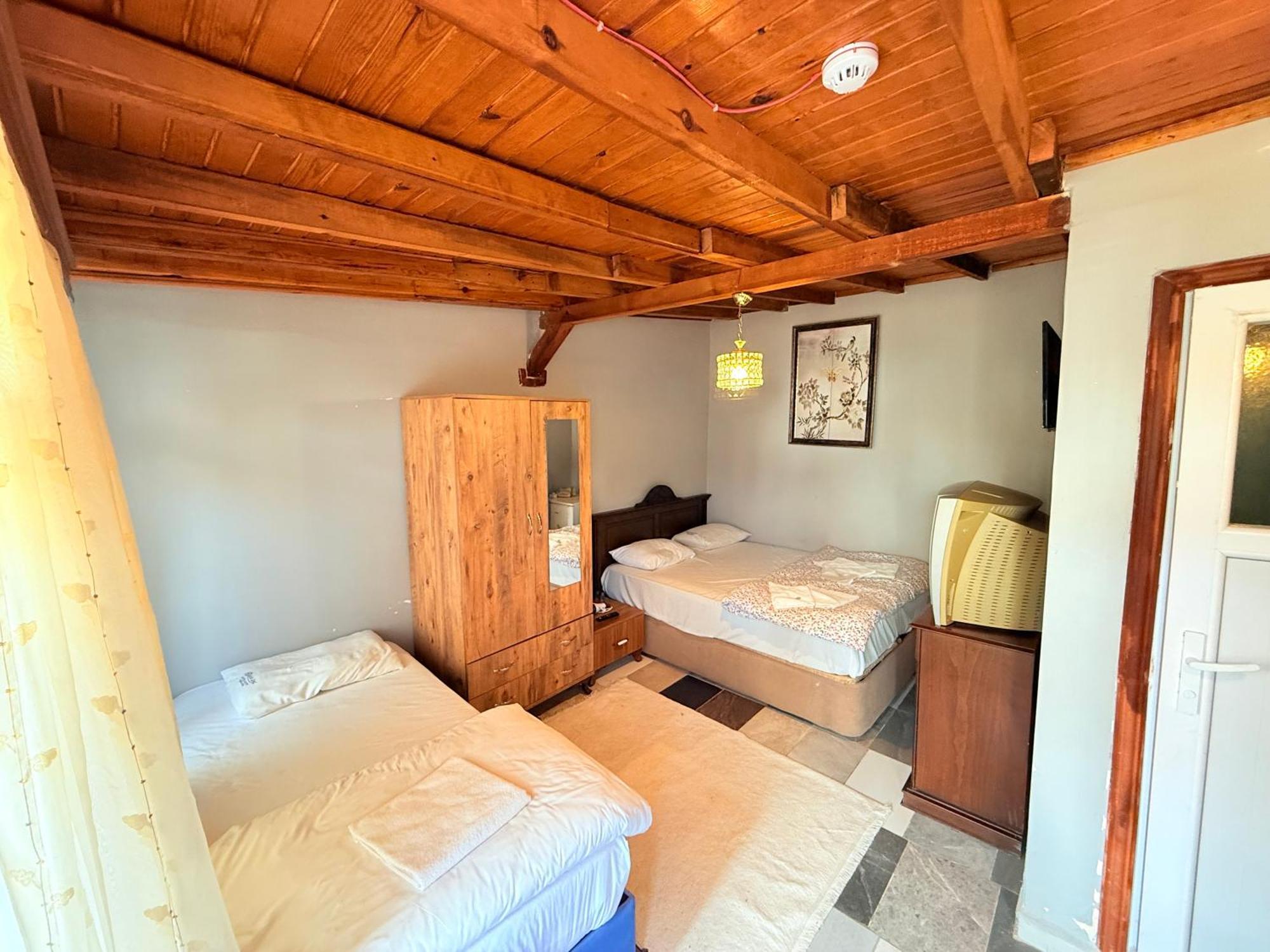 Hotel Oez Butik Antik Kent Myrleia Mudanya