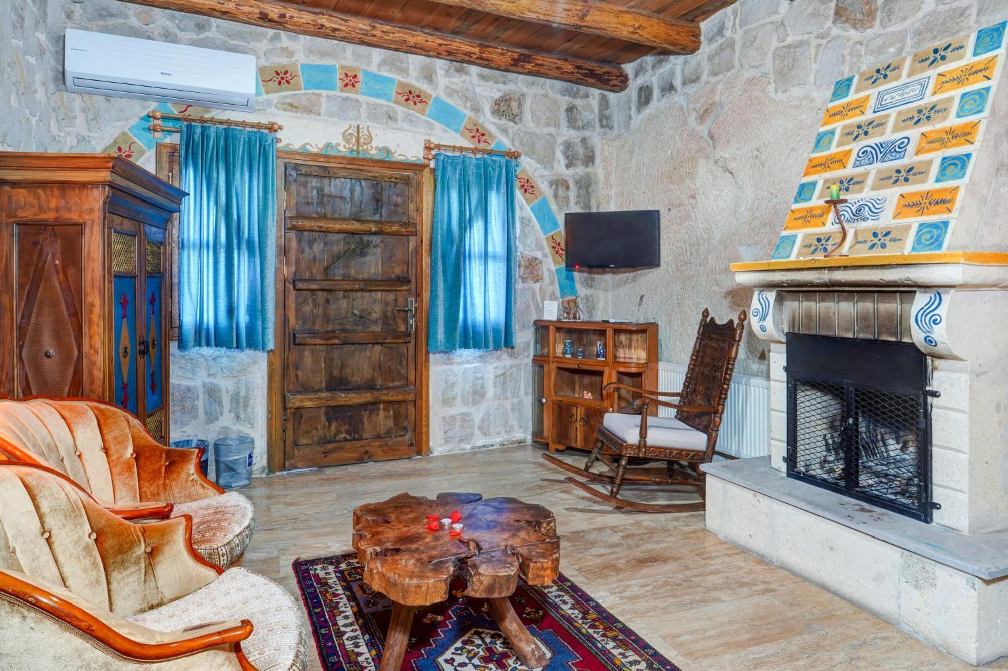 Nova Cave * Ortahisar