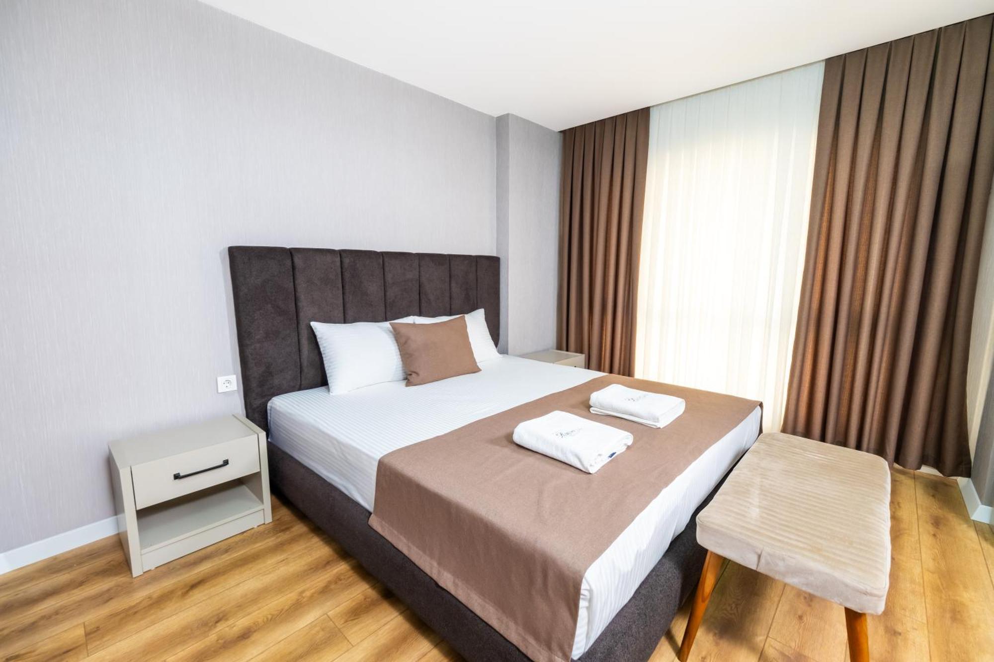 Hotel Luxury Life 3*