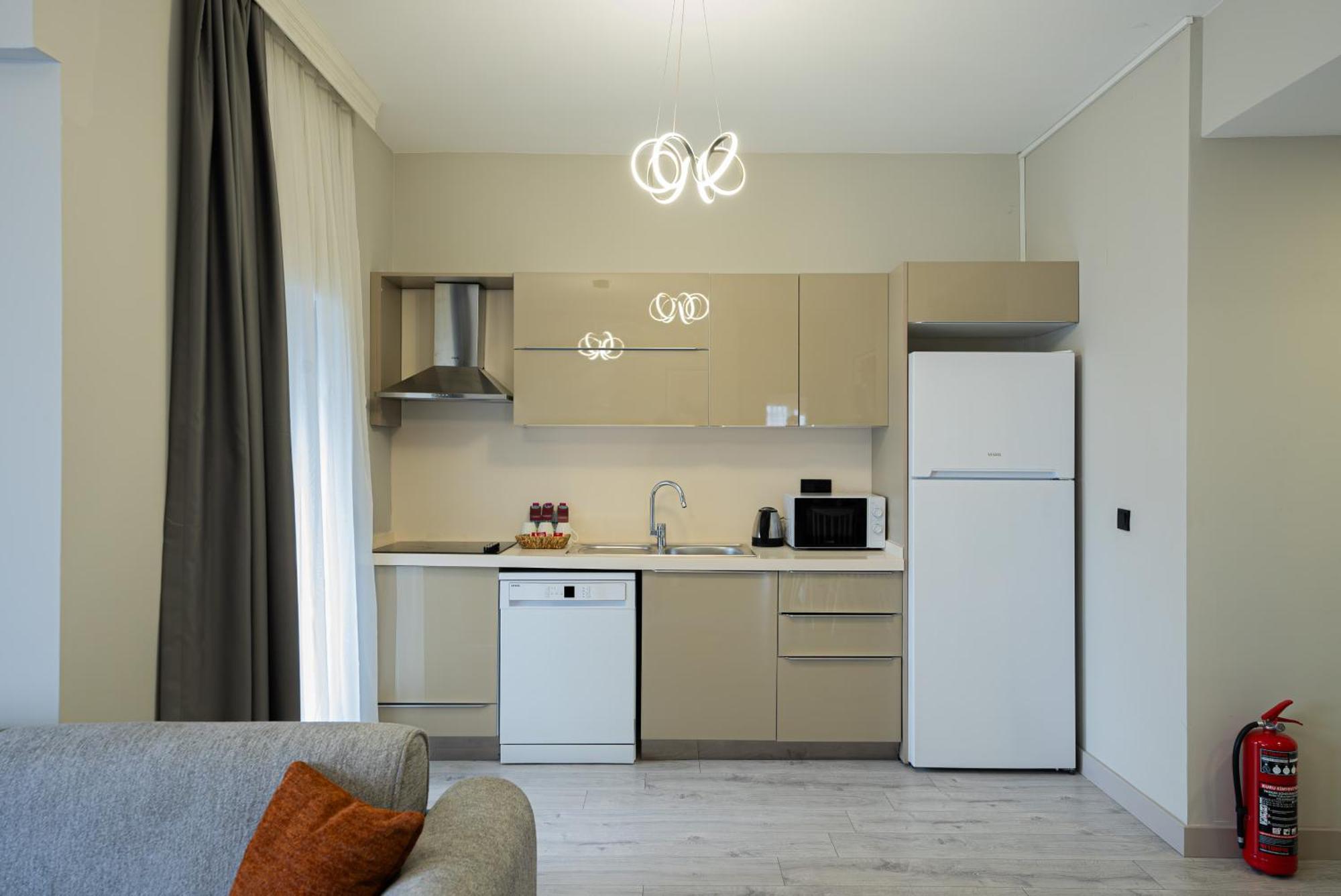 Western & Residences Hotel