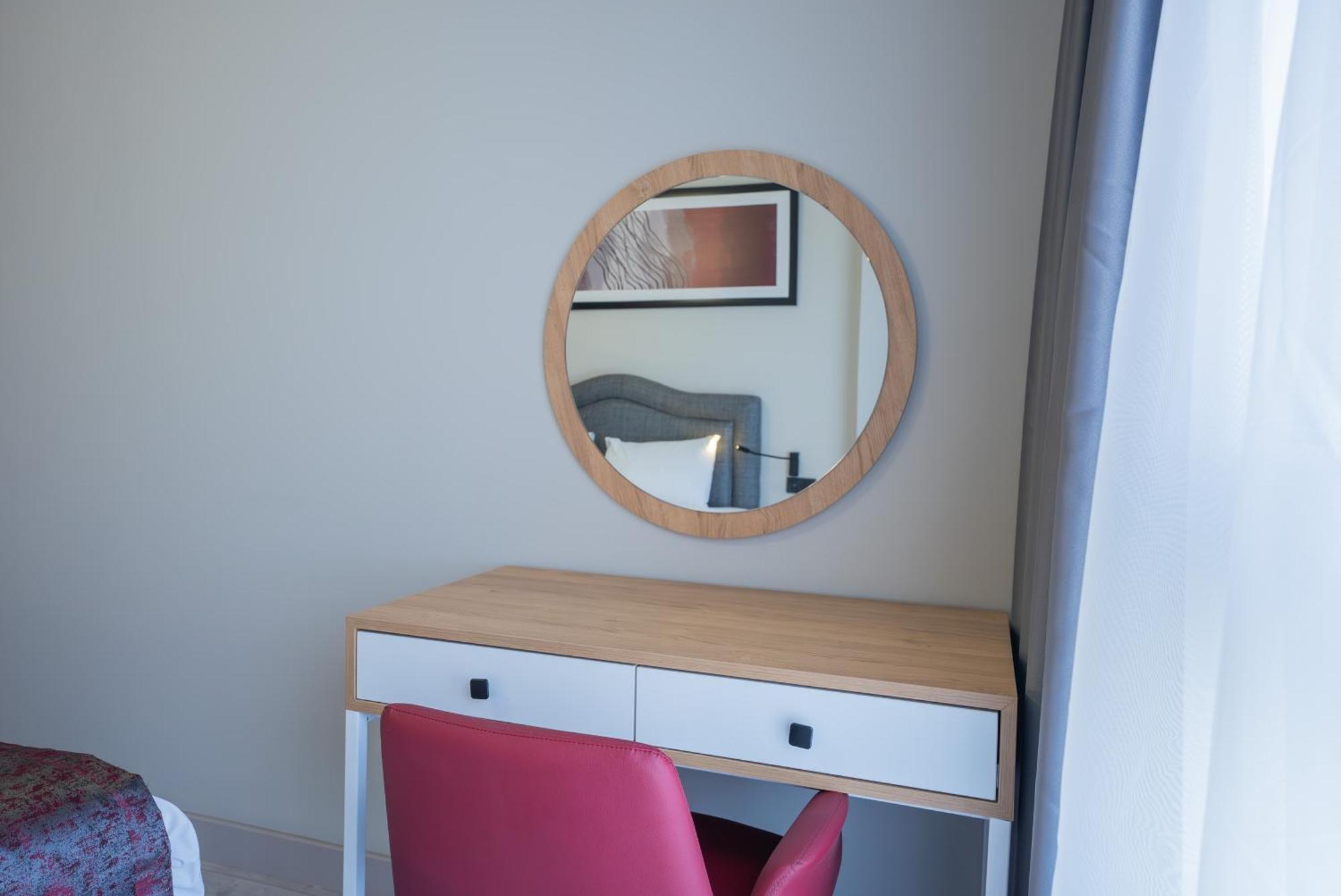 Hotel Western & Residences 4*