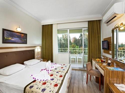 Venus Bieno Hotel 4*