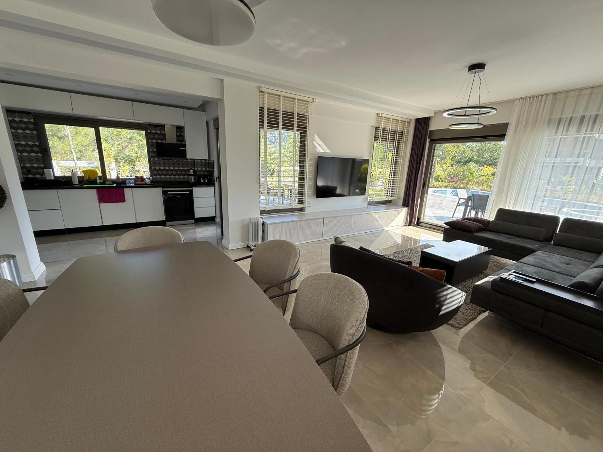Villa Canyon Goeynuek Kemer With Pool Antalya