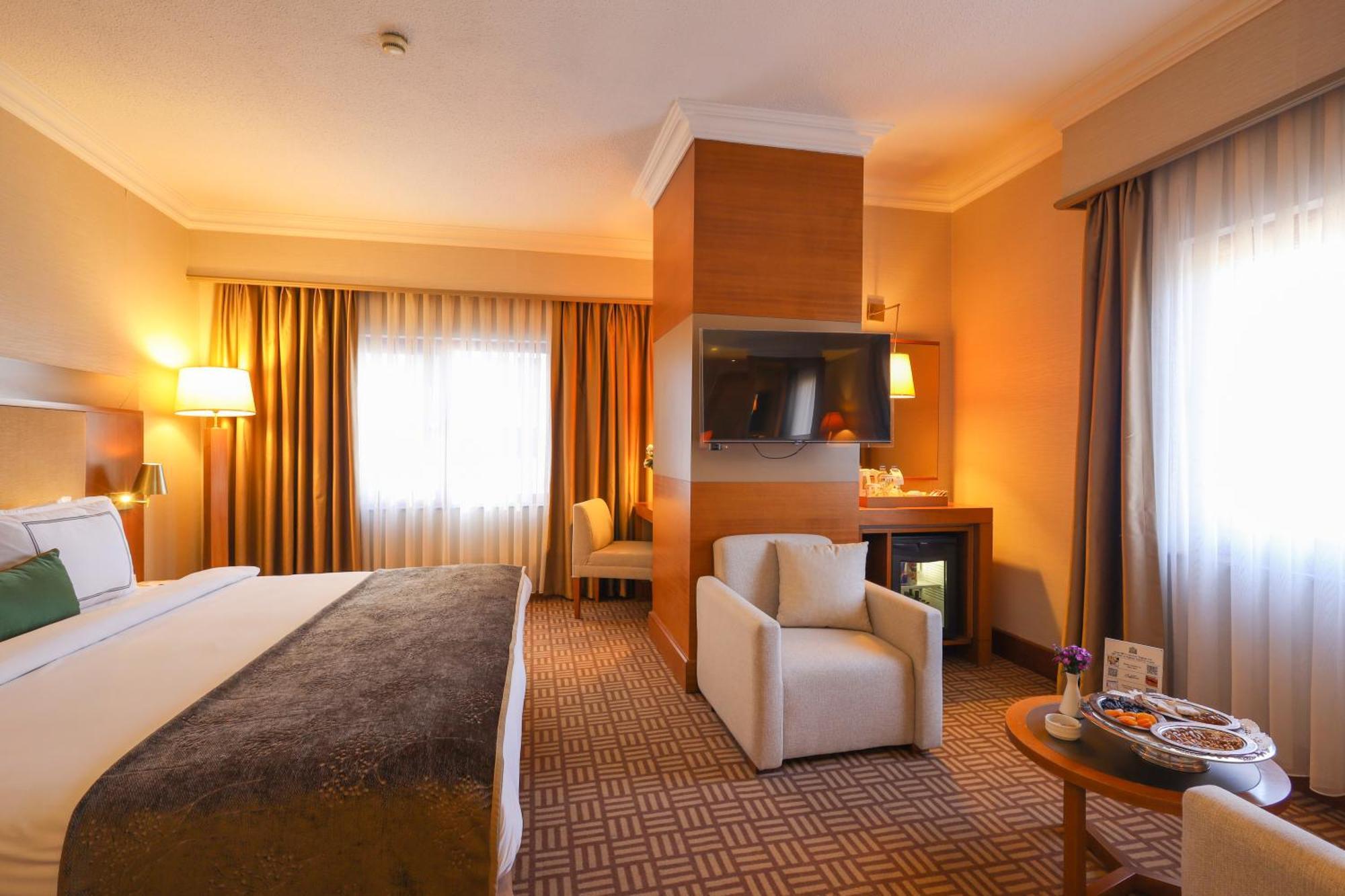 Tugcan Hotel 5*