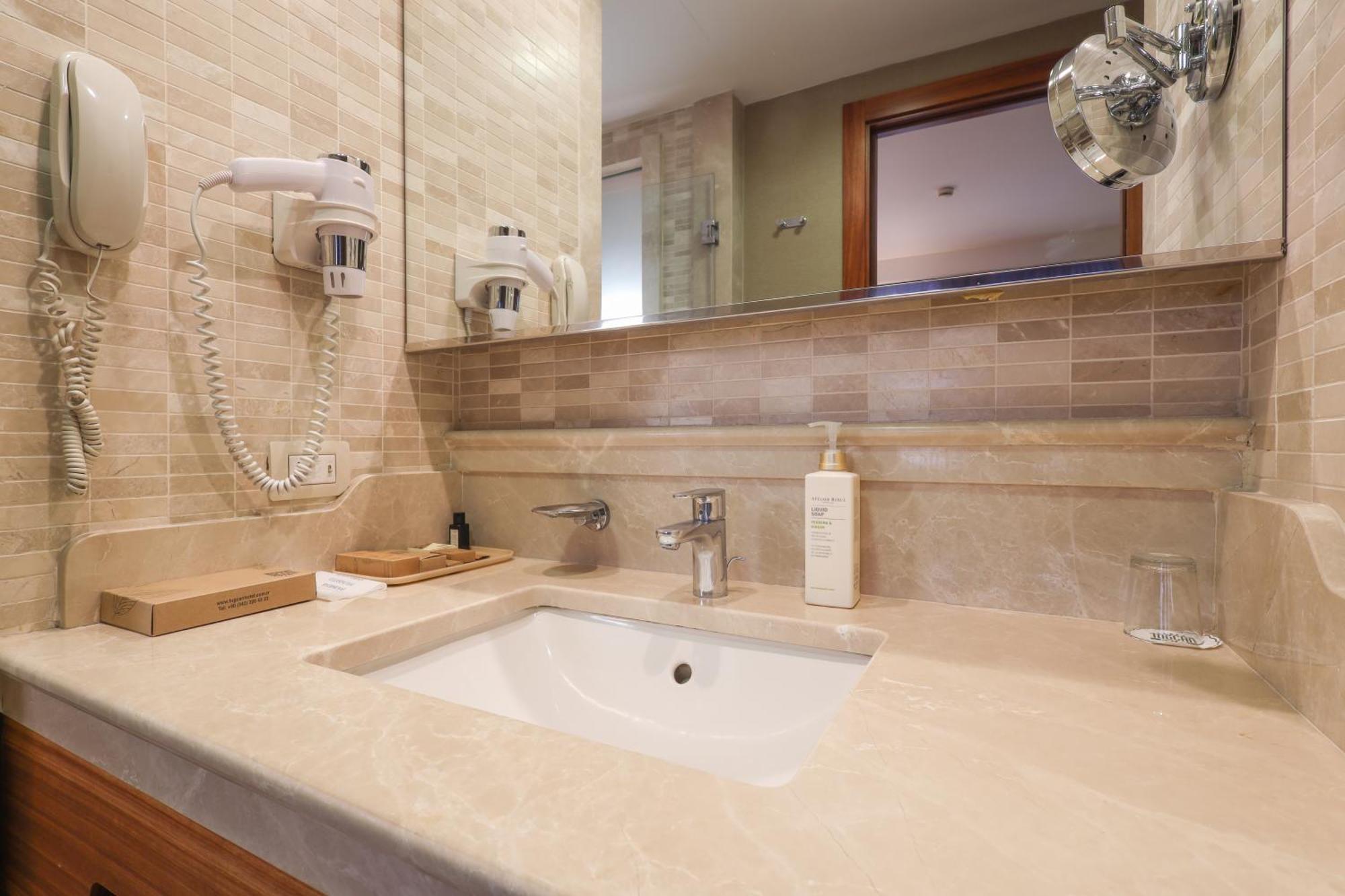 Tugcan Hotel 5*