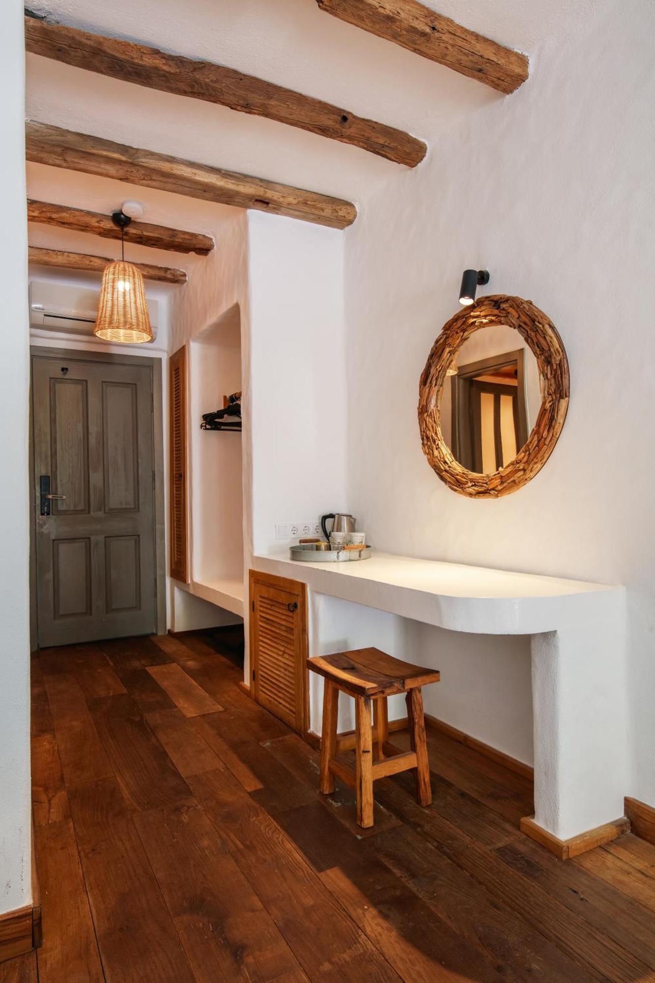 Flamingo & - Pet Friendly Hotel