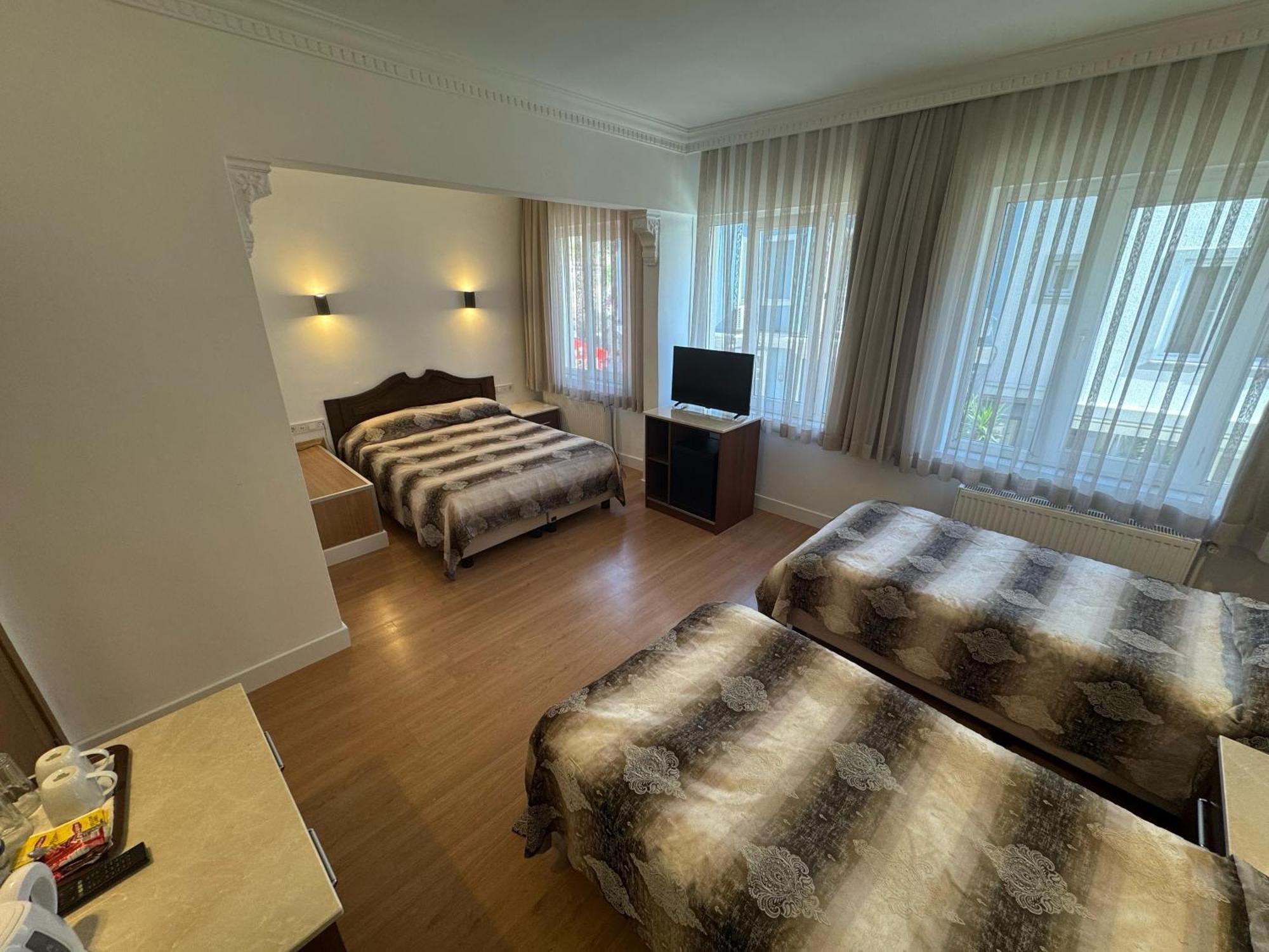 Hanedan Hotel