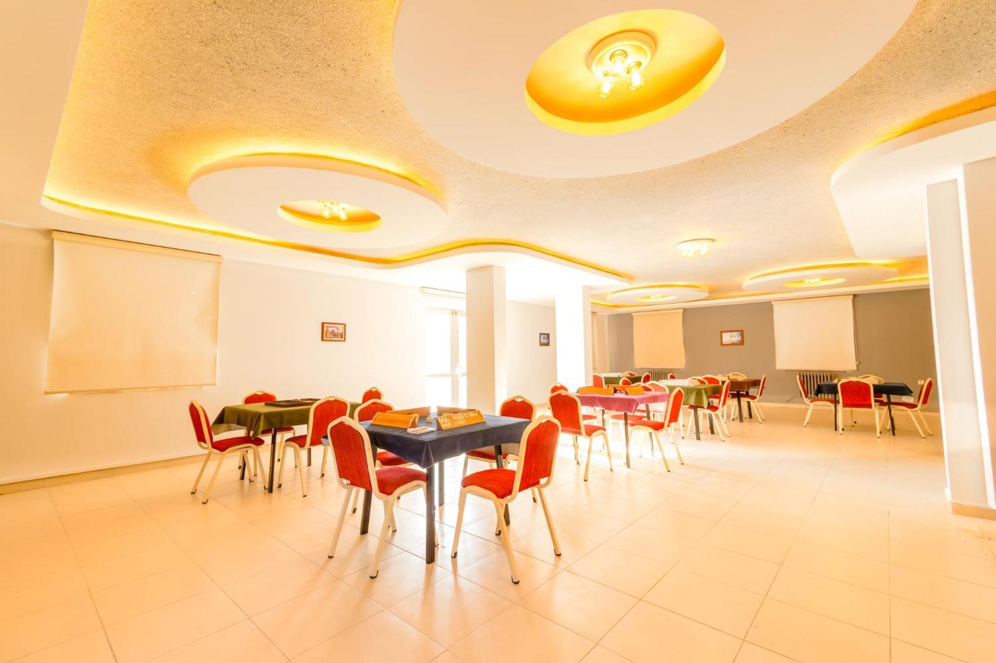 Hotel Continent Kapadokus Thermal Guzelyurt