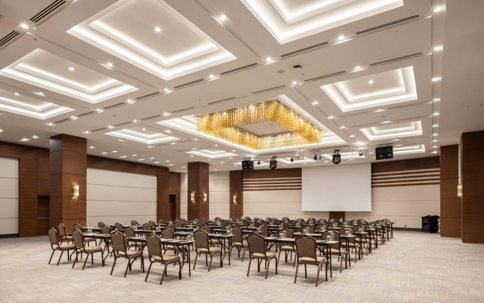 Radisson Blu Cankaya Hotel 5*