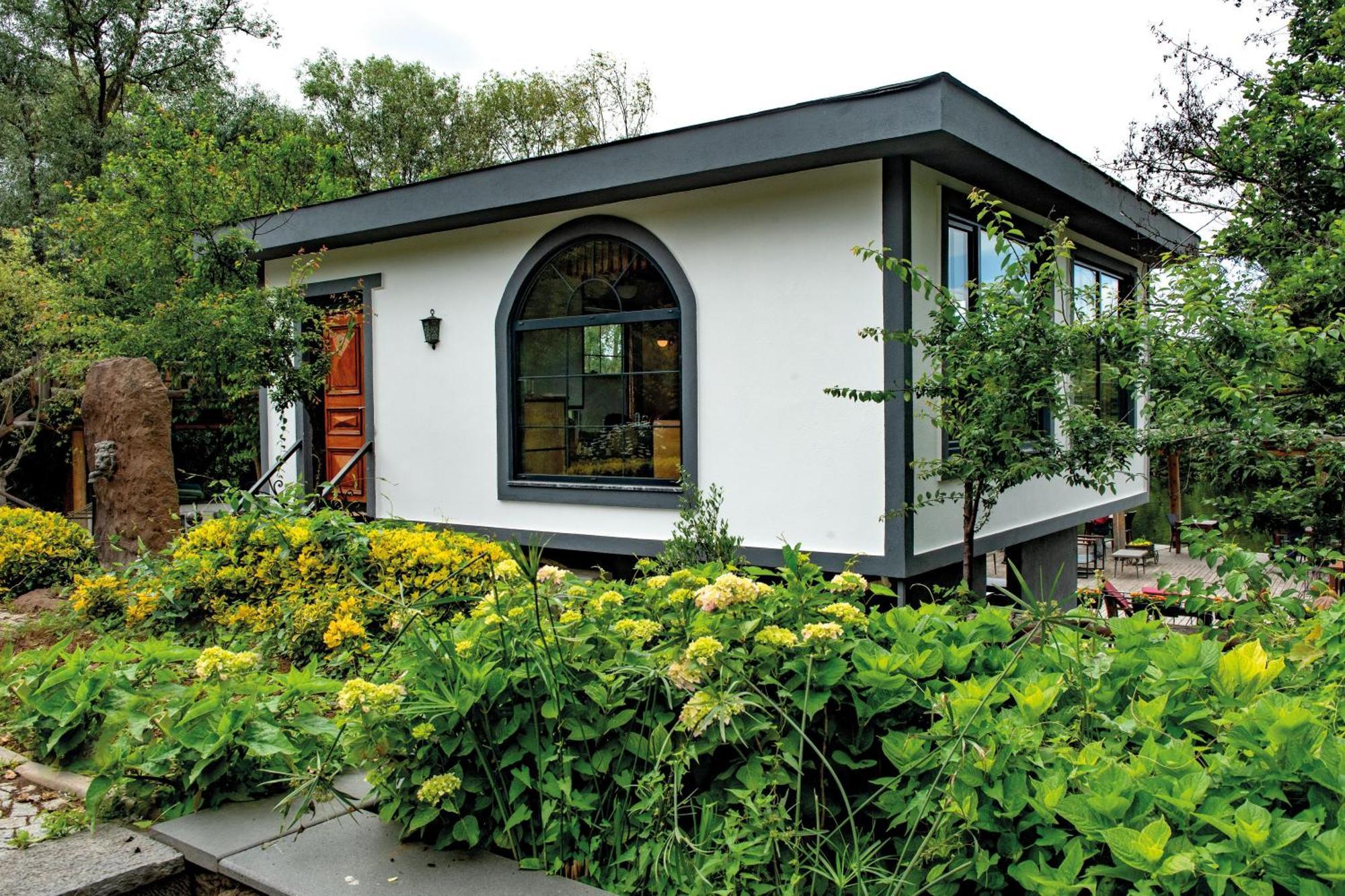 Wineport Riverside & Winery Hotel 3*