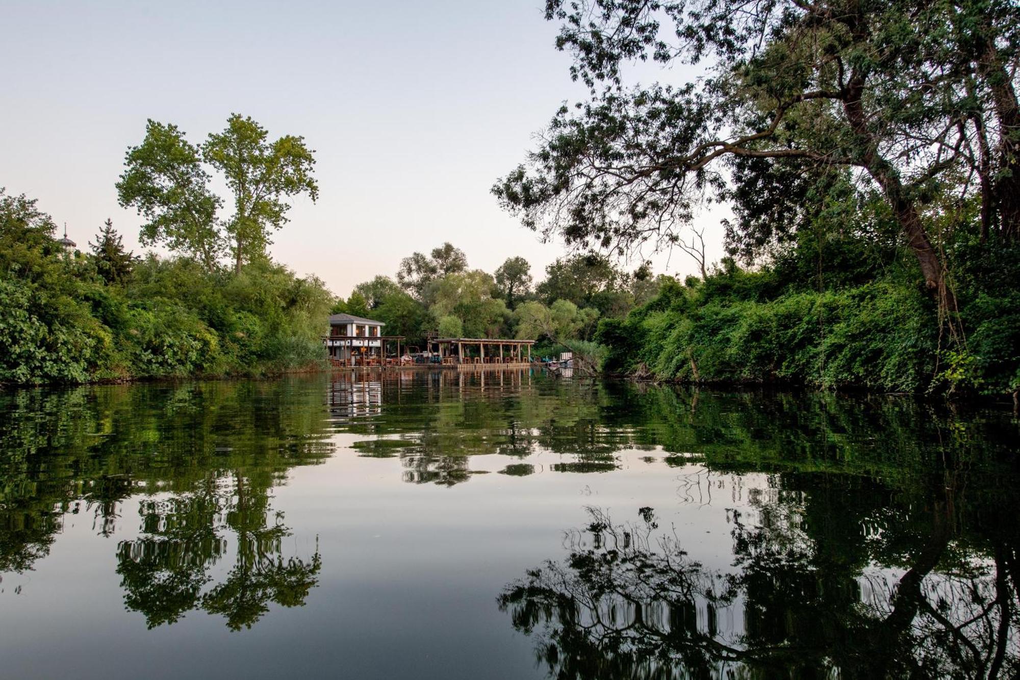 Wineport Riverside & Winery Agva (Marmara)