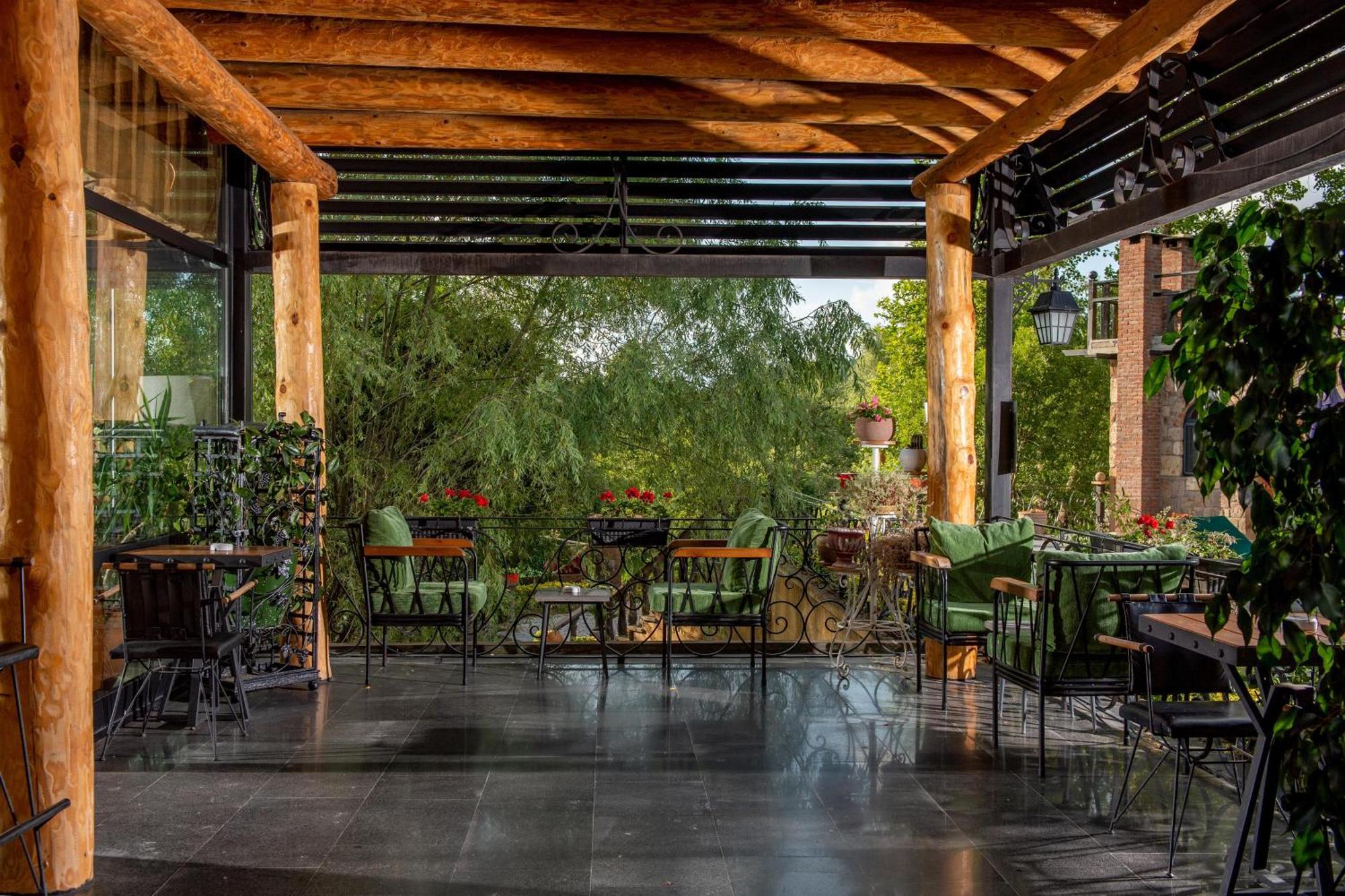 Wineport Riverside & Winery Hotel 3*