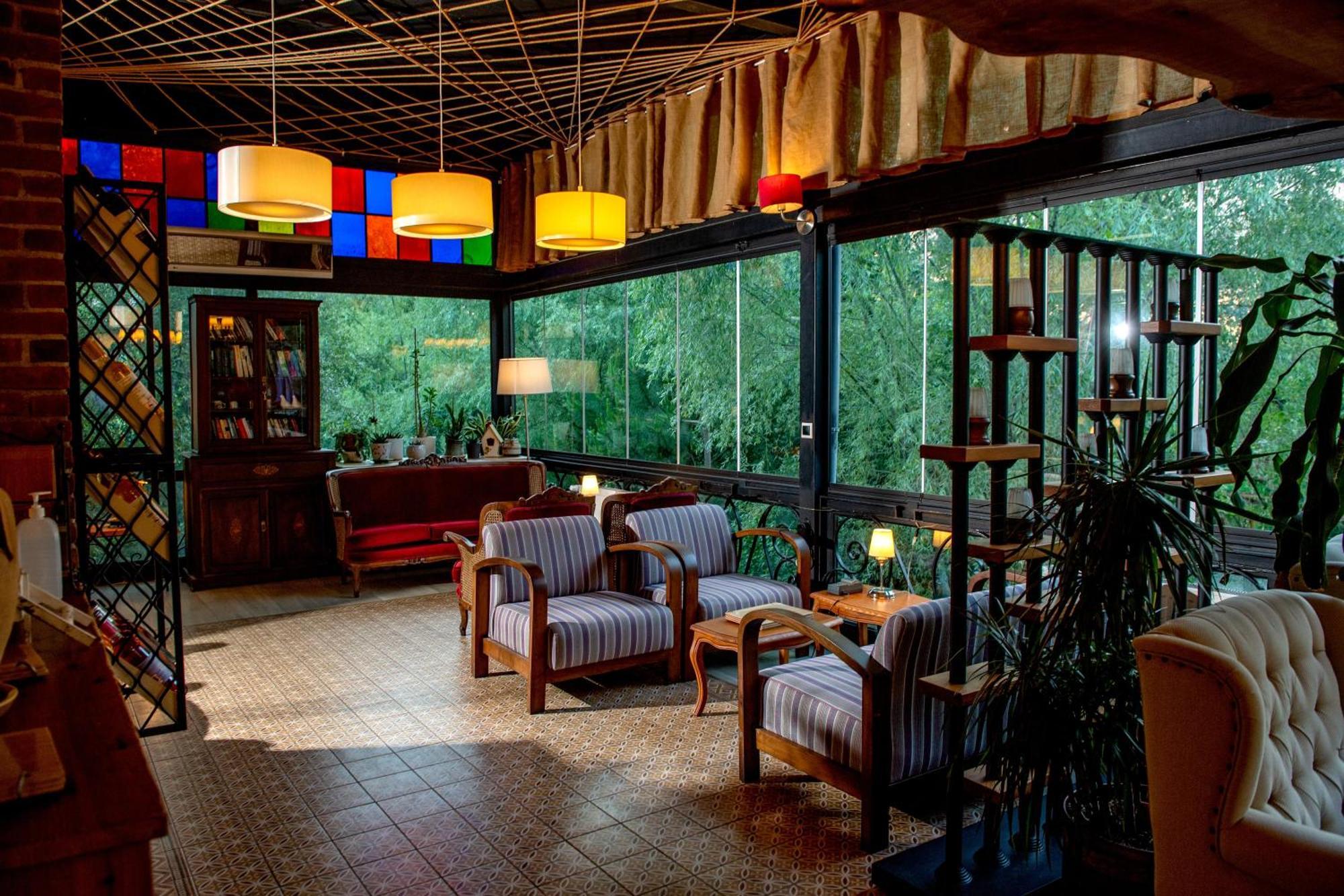 Wineport Riverside & Winery Hotel 3*