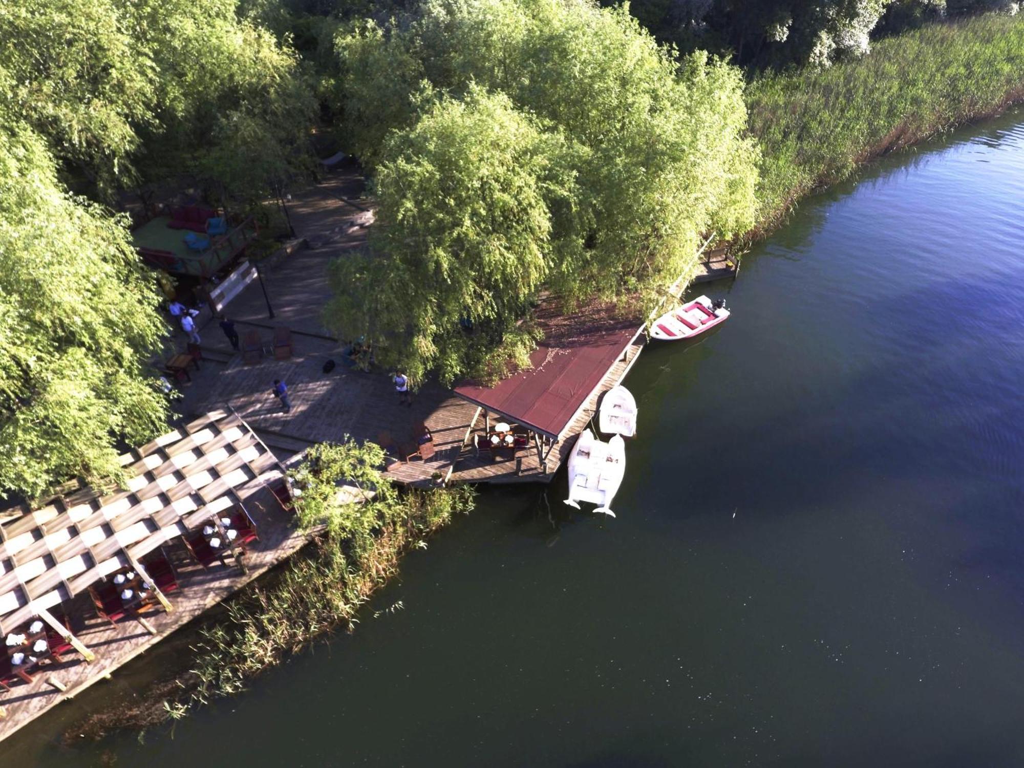 Wineport Riverside & Winery Hotel 3*