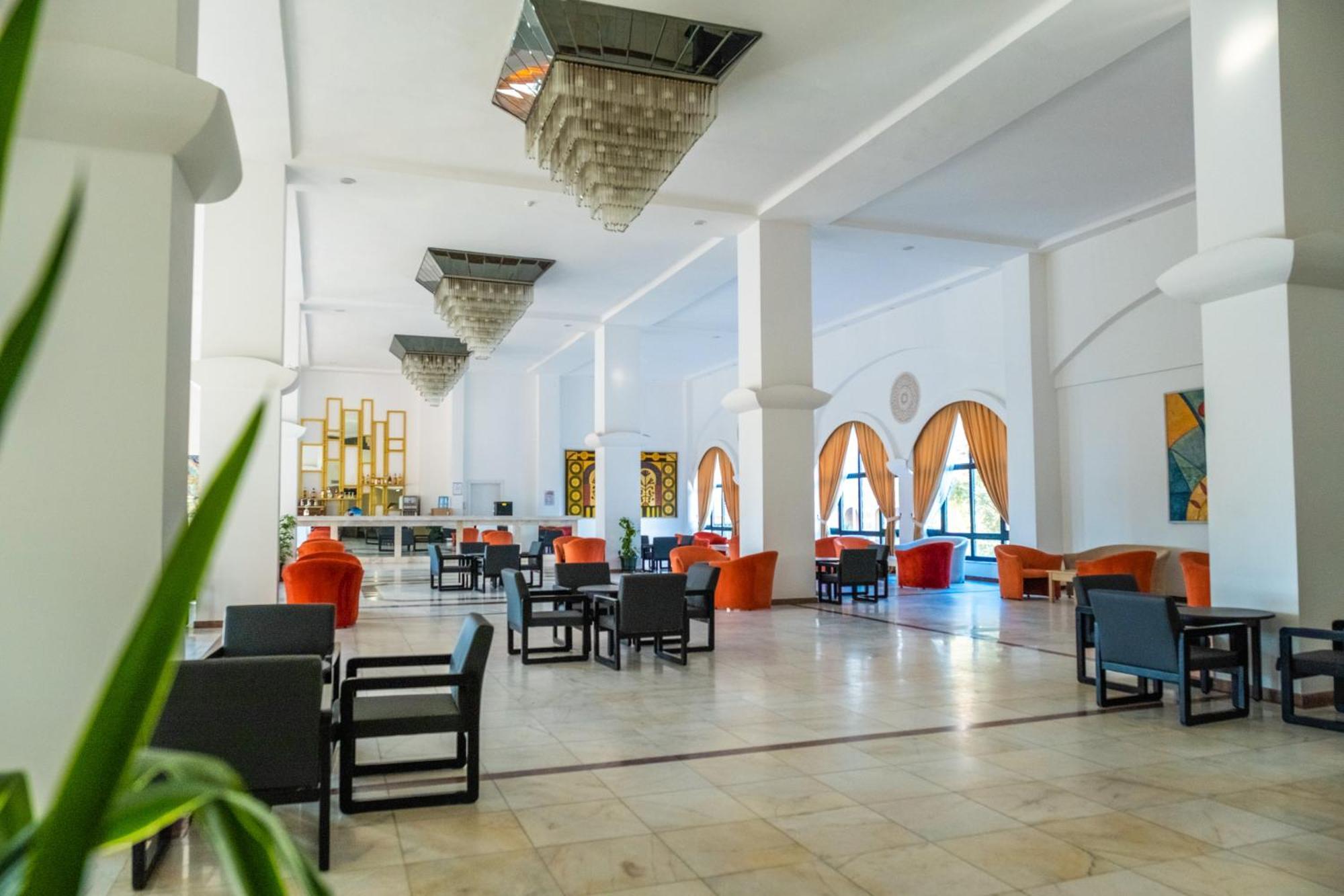 Resort Sural