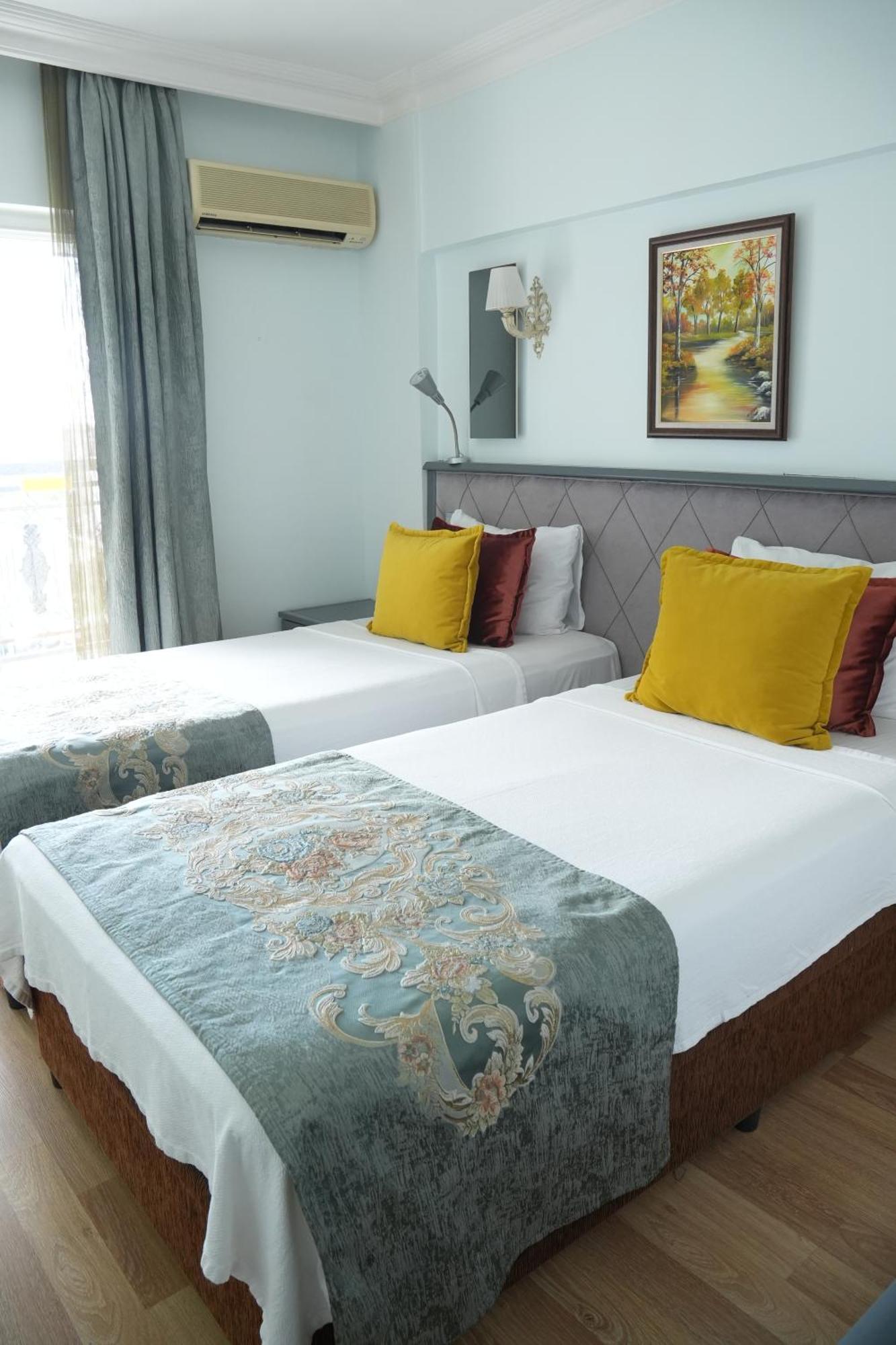 Hotel Panormos