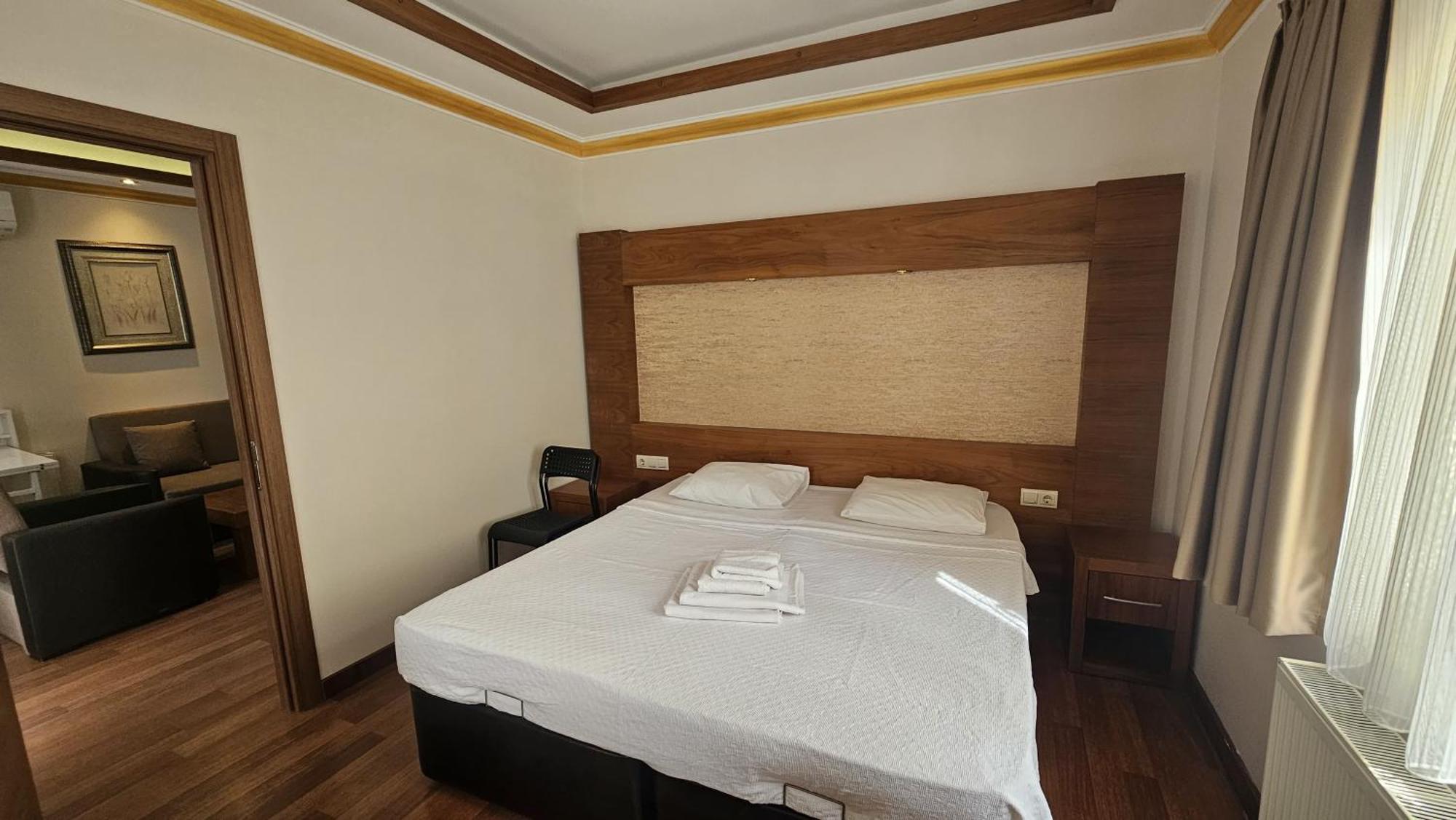 Hotel Dinara 2*