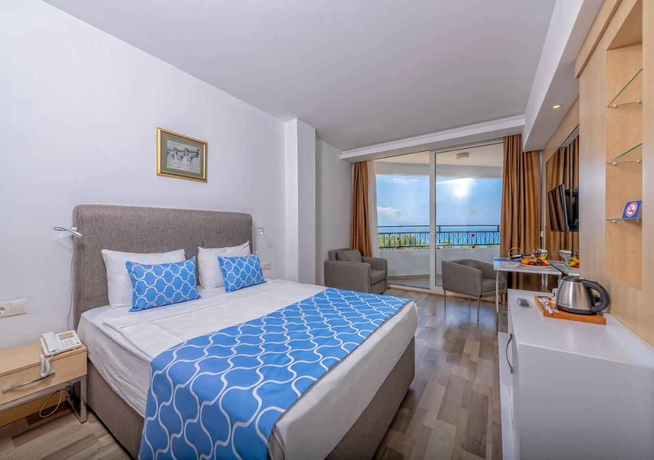 Amara Comfort Resort 5*