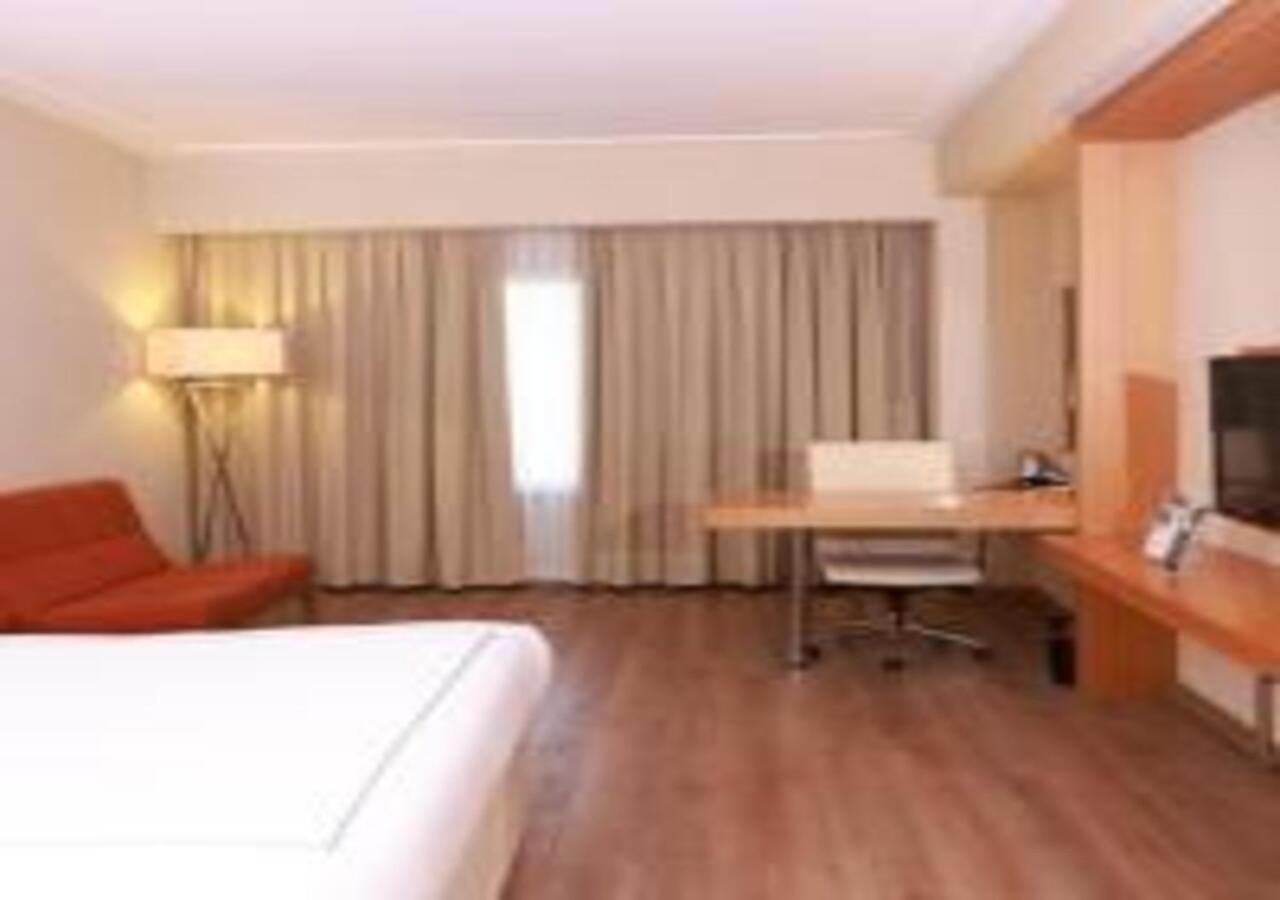 Anemon Kent Hotel
