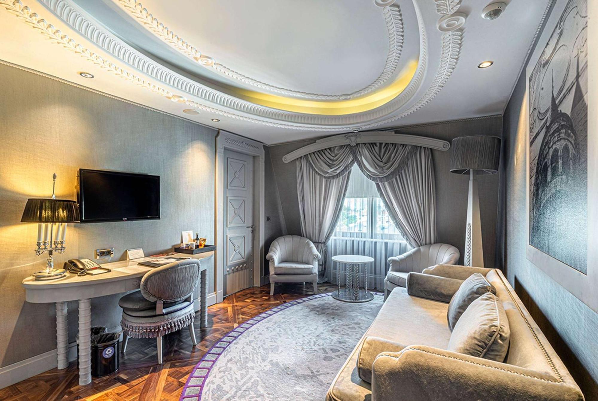 Hotel Wyndham Grand Kalamis Marina Istanbul