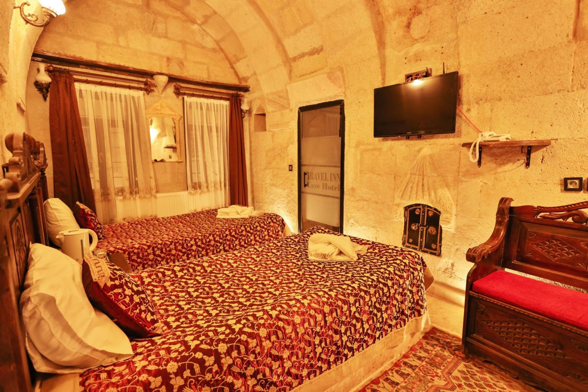 Travel Cave