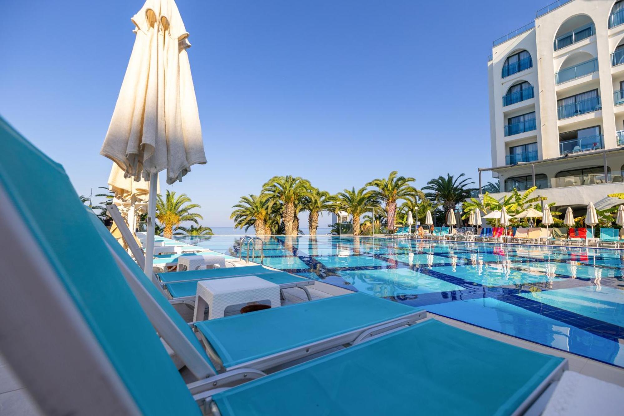 Infinity By Yelken Aquapark&resorts Hotel Kusadasi