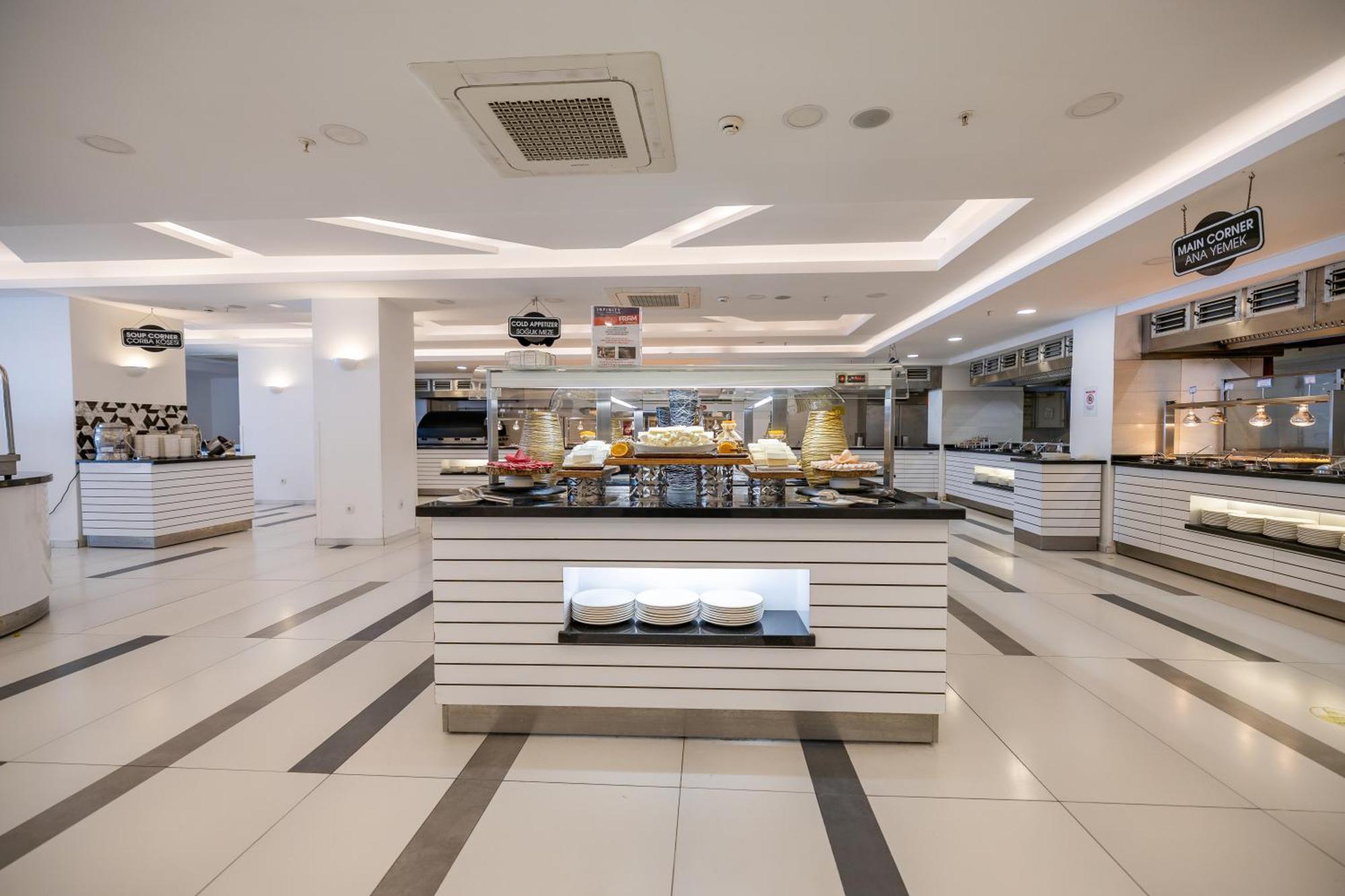 Infinity By Yelken Aquapark&resorts Hotel Kusadasi