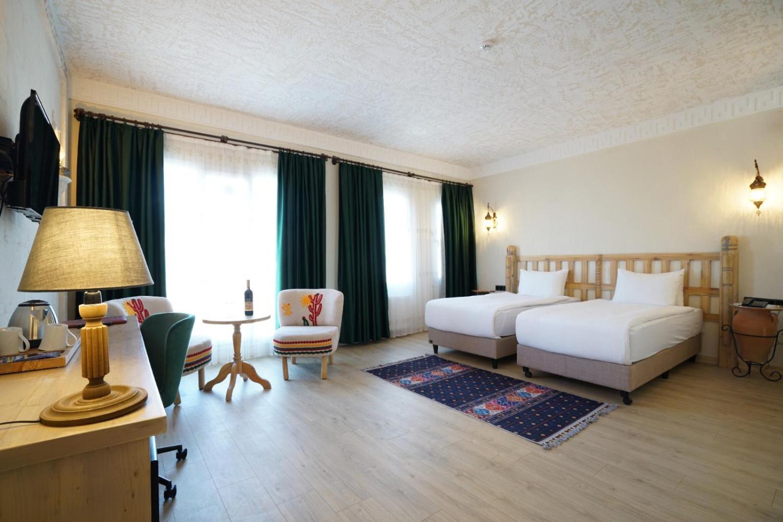 Hotel Raymar 5*