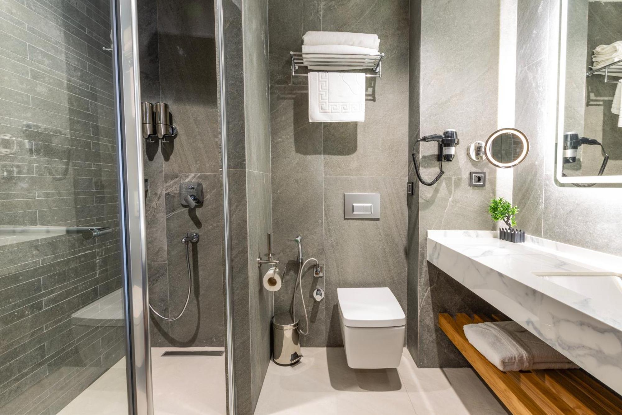 North Star Hotel 4*