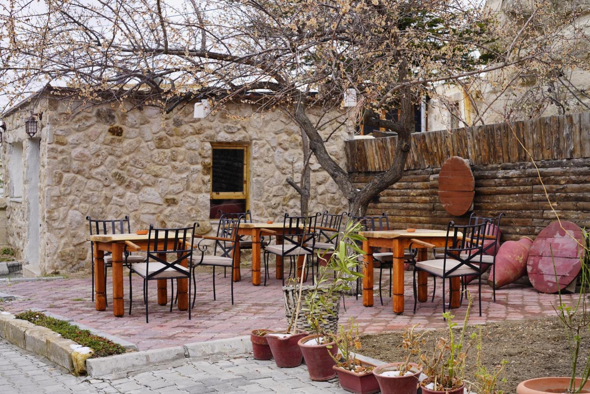 Hotel Glory Art Stone House *