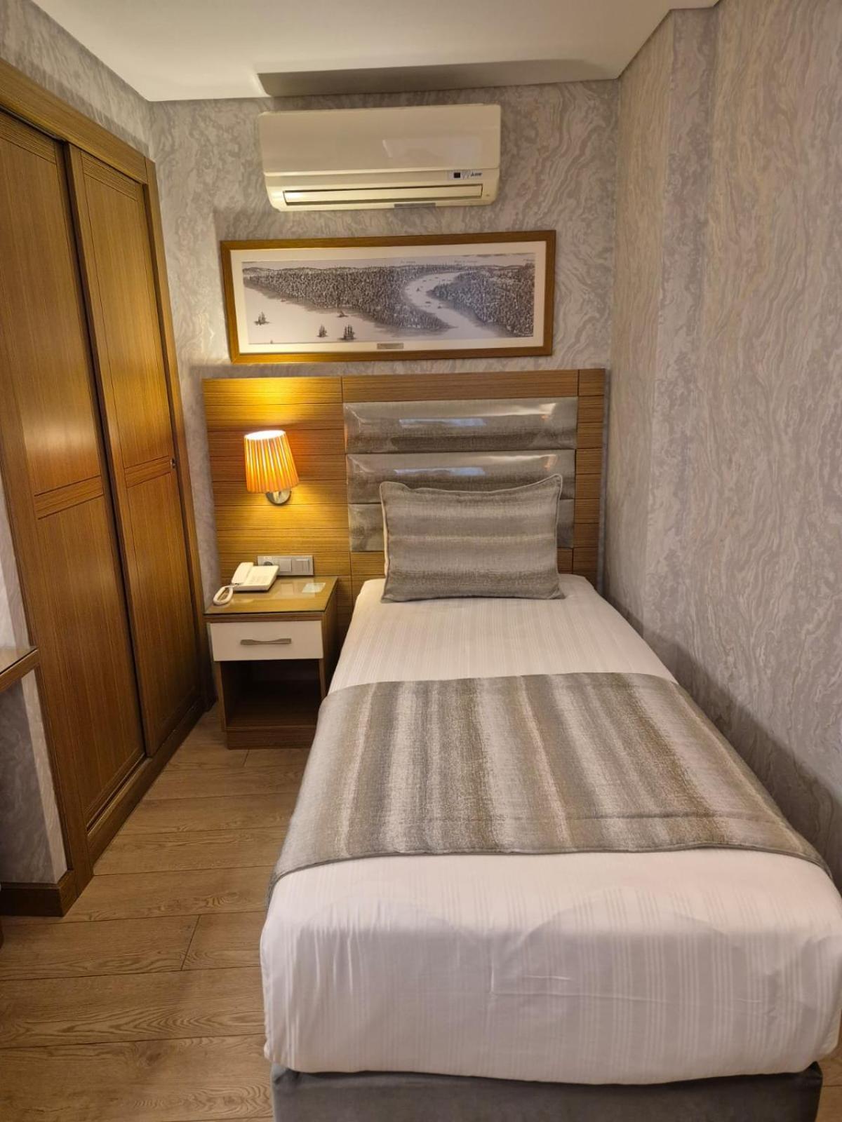 Hotel Trend Old 4*