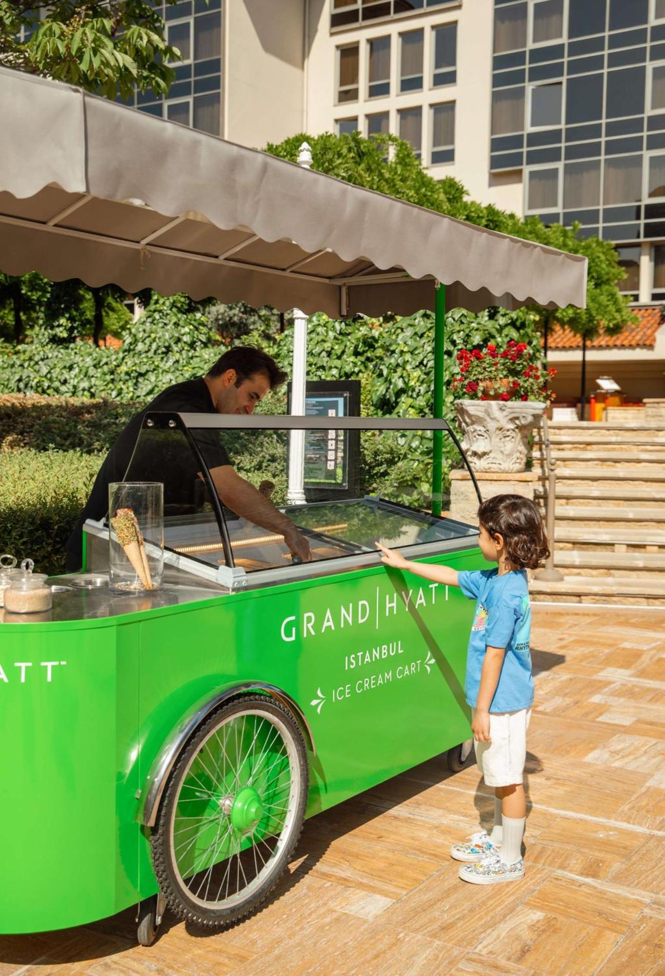 Grand Hyatt 5*