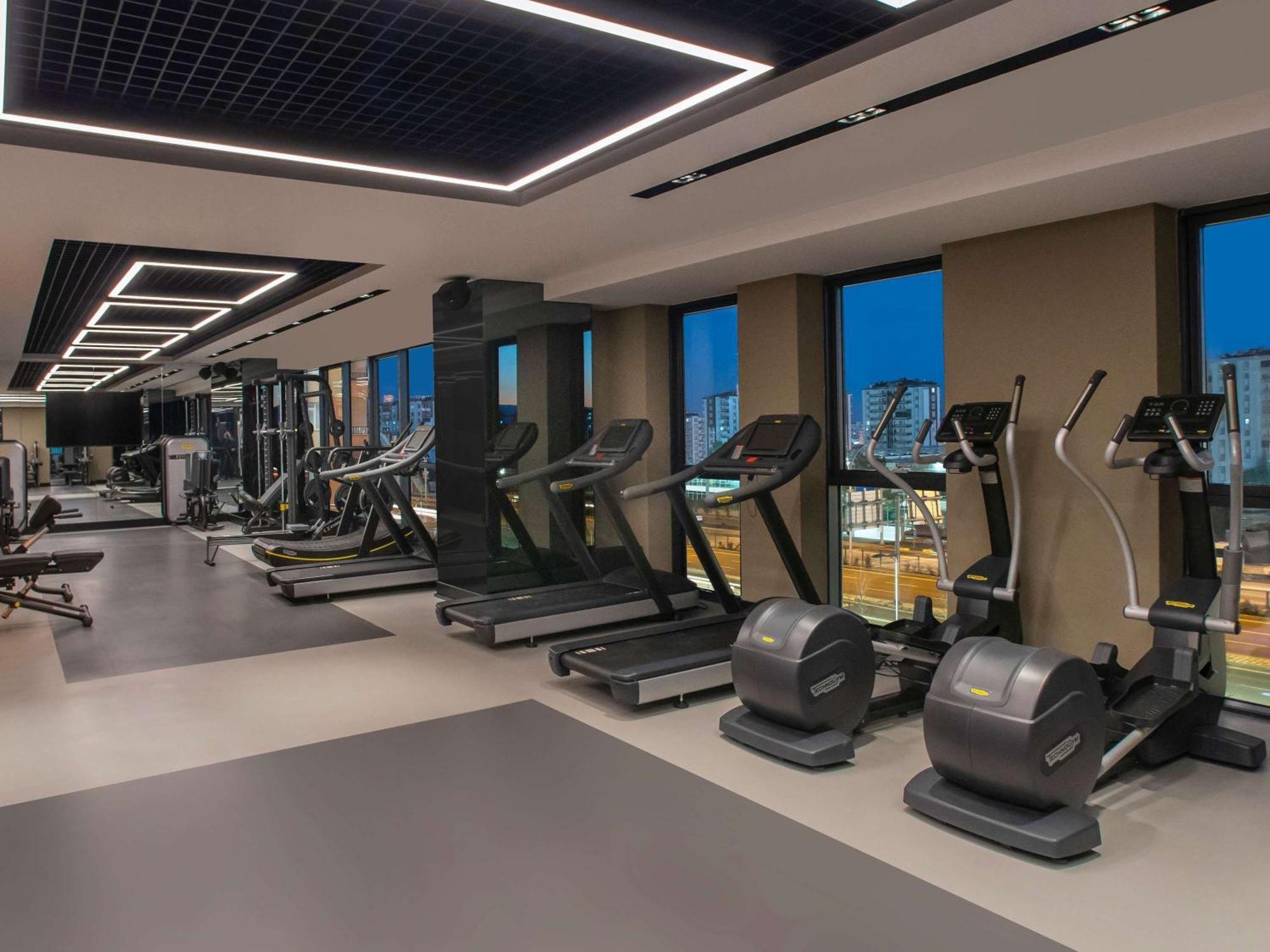 Hotel Movenpick 5*
