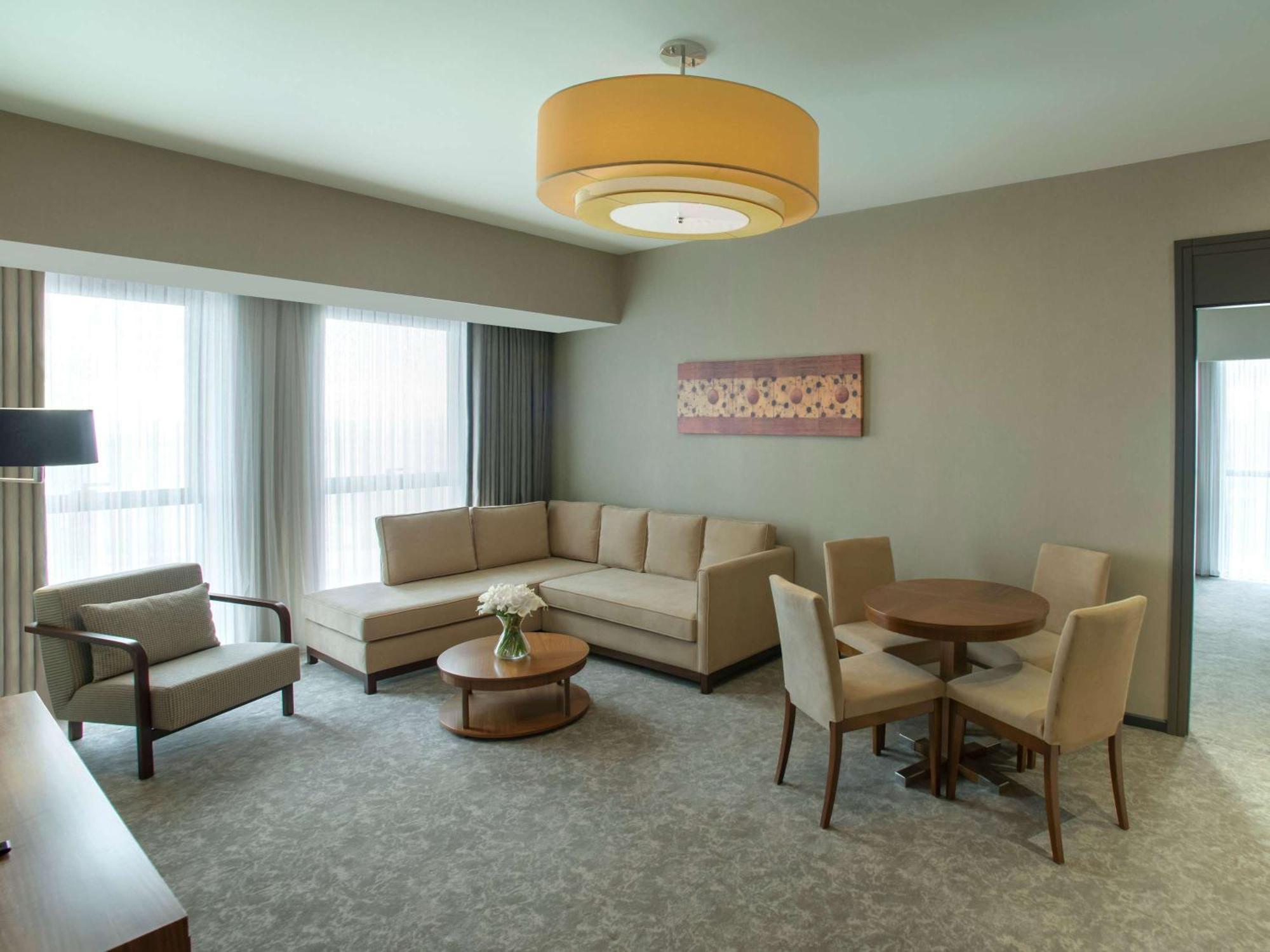 Movenpick Hotel 5*
