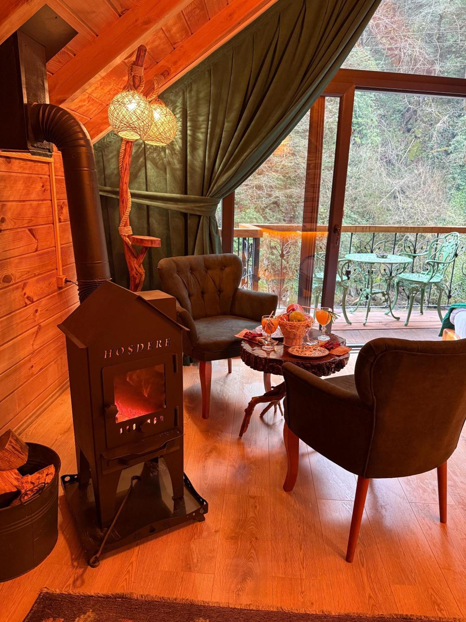 Lodge Hosdere Camlihemsin
