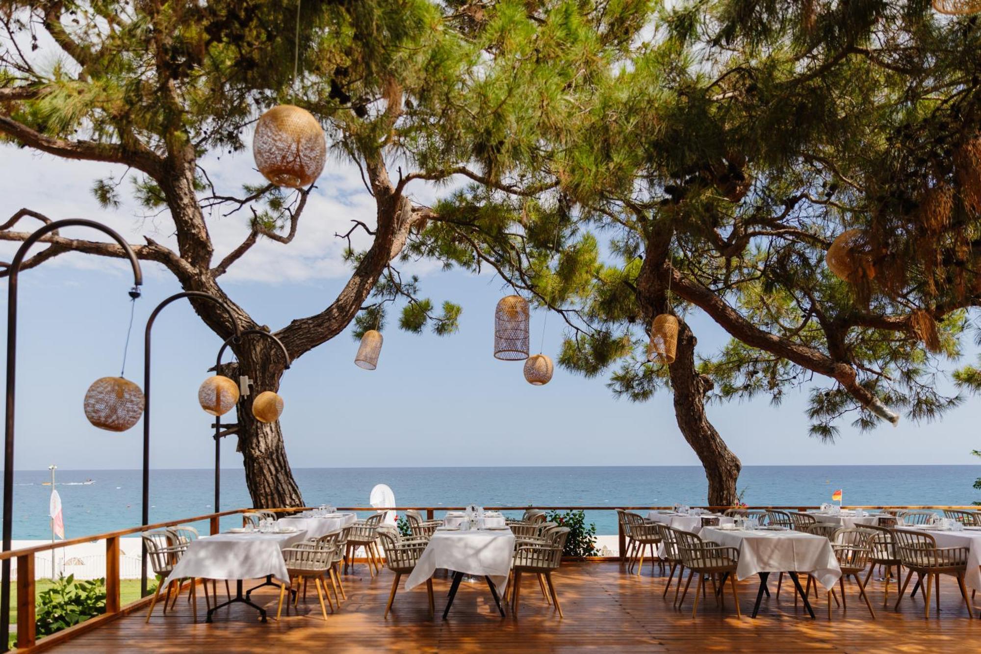 Fun & Sun Club Saphire Hotel