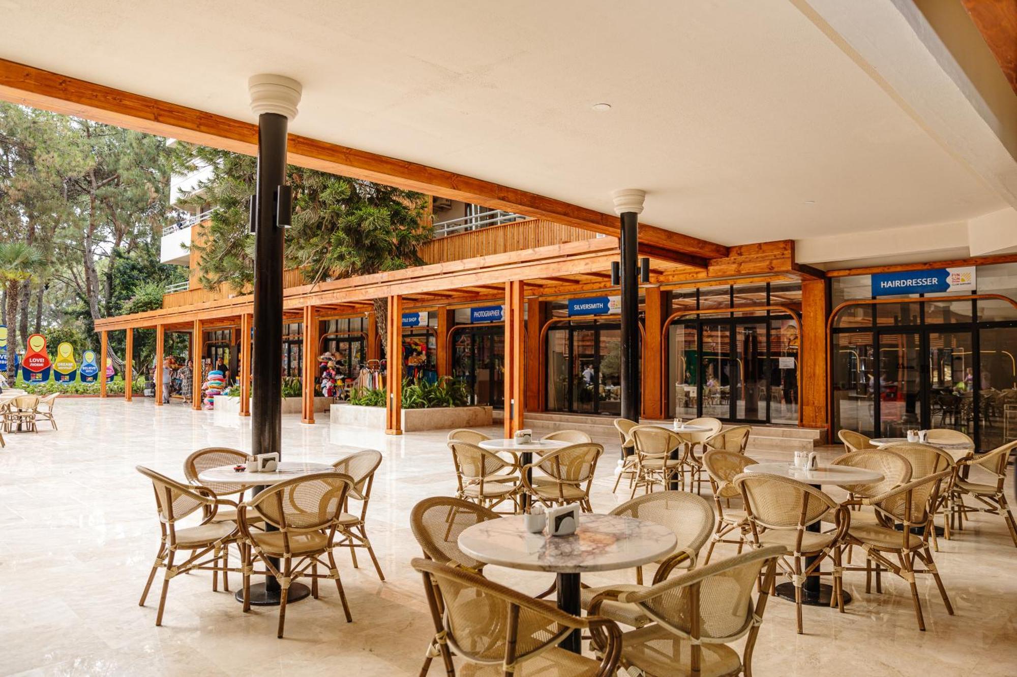 Hotel Fun & Sun Club Saphire 4*