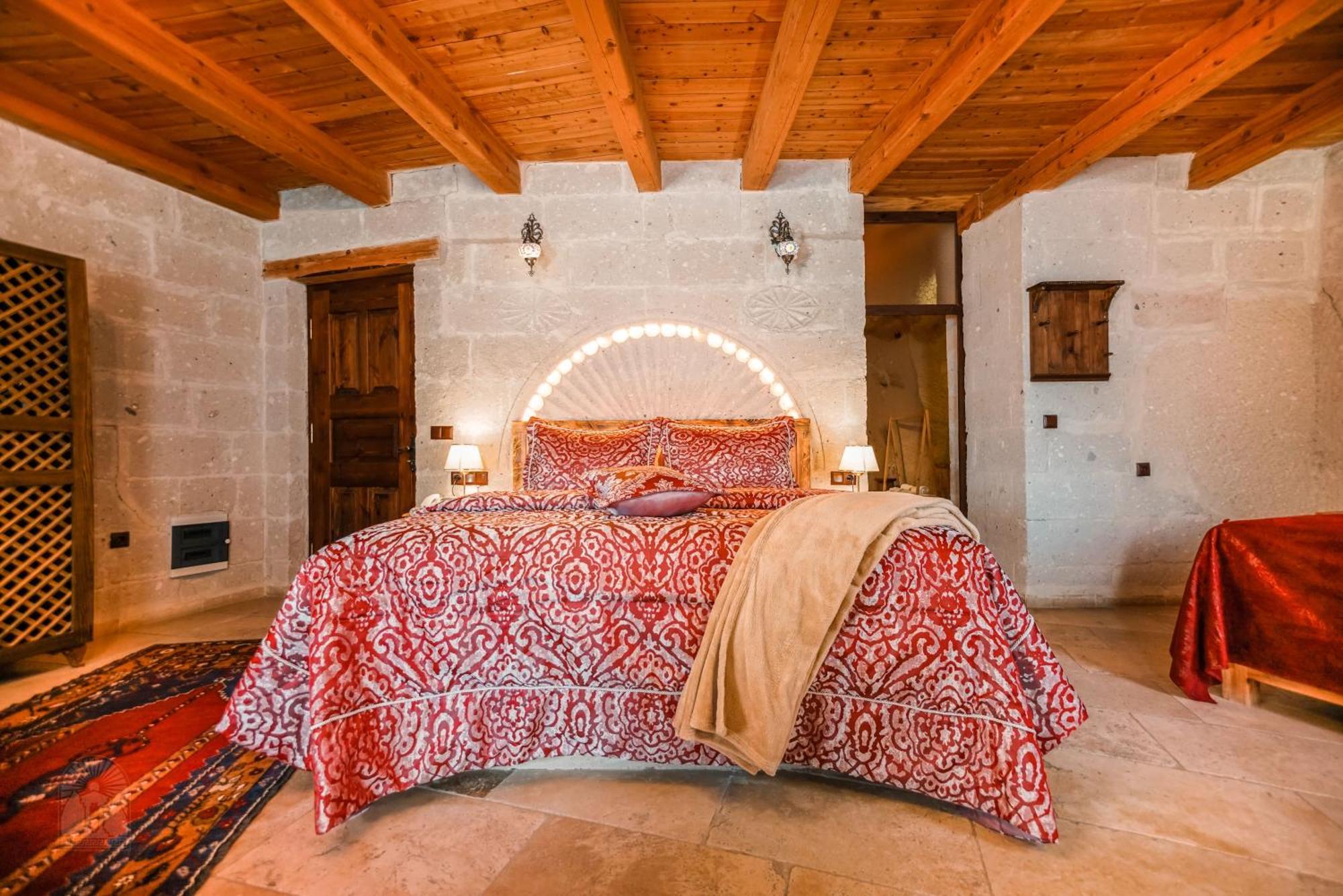 Zeus Cave Bed & Breakfast