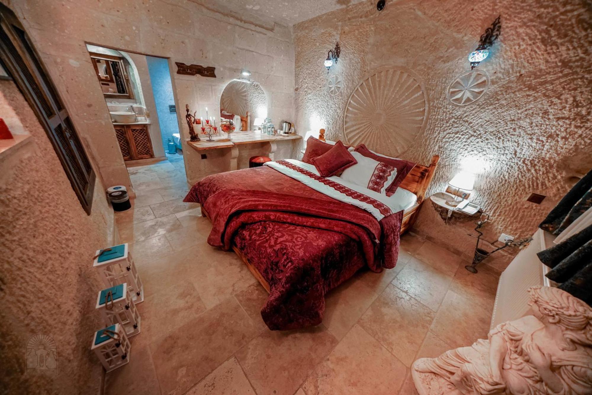 Zeus Cave Bed & Breakfast